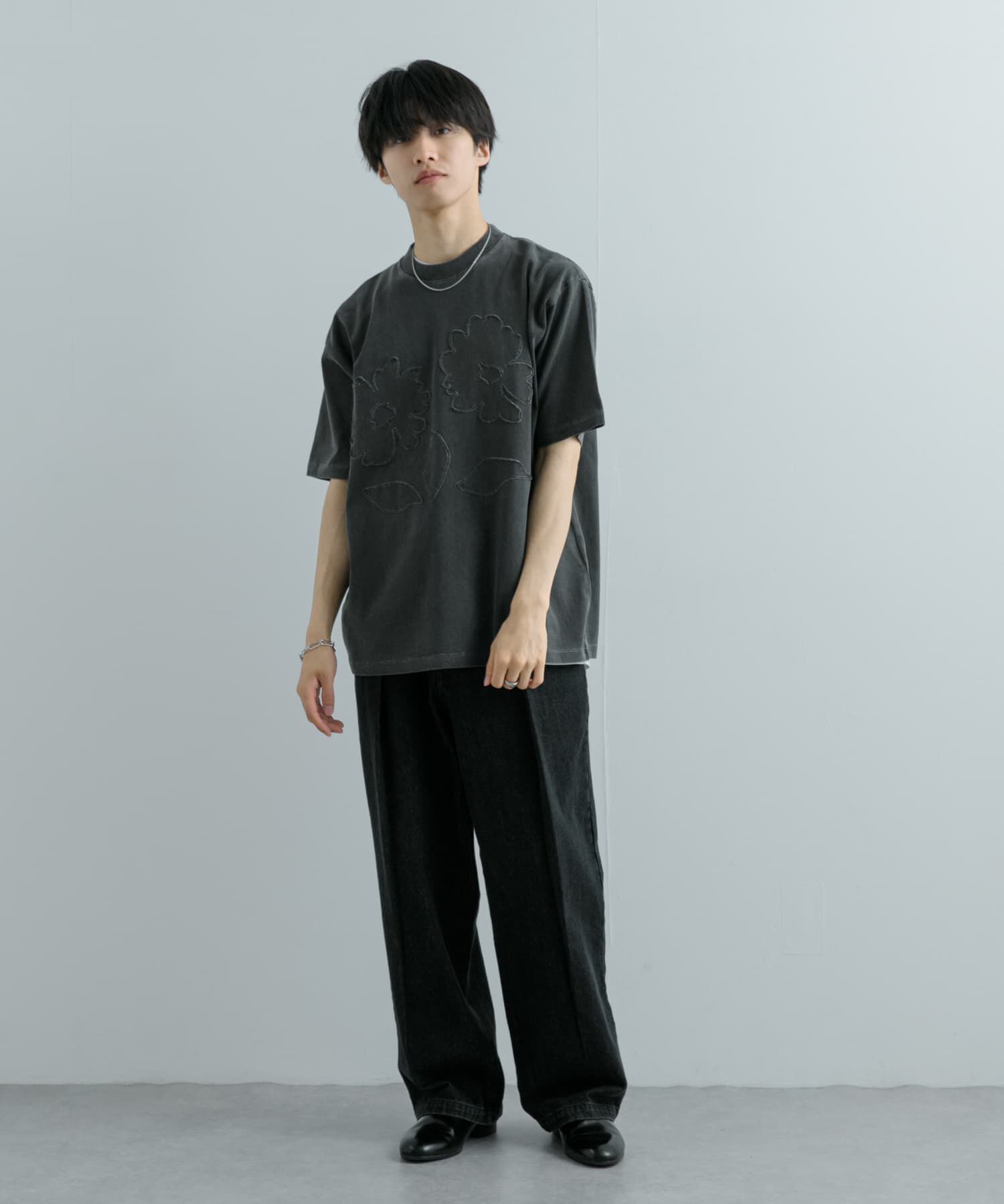 SENSE OF PLACE by URBAN RESEARCH「『ユニセックス』フェードポップアートフラワーTシャツ(5分袖)」|Tシャツ・カットソー|