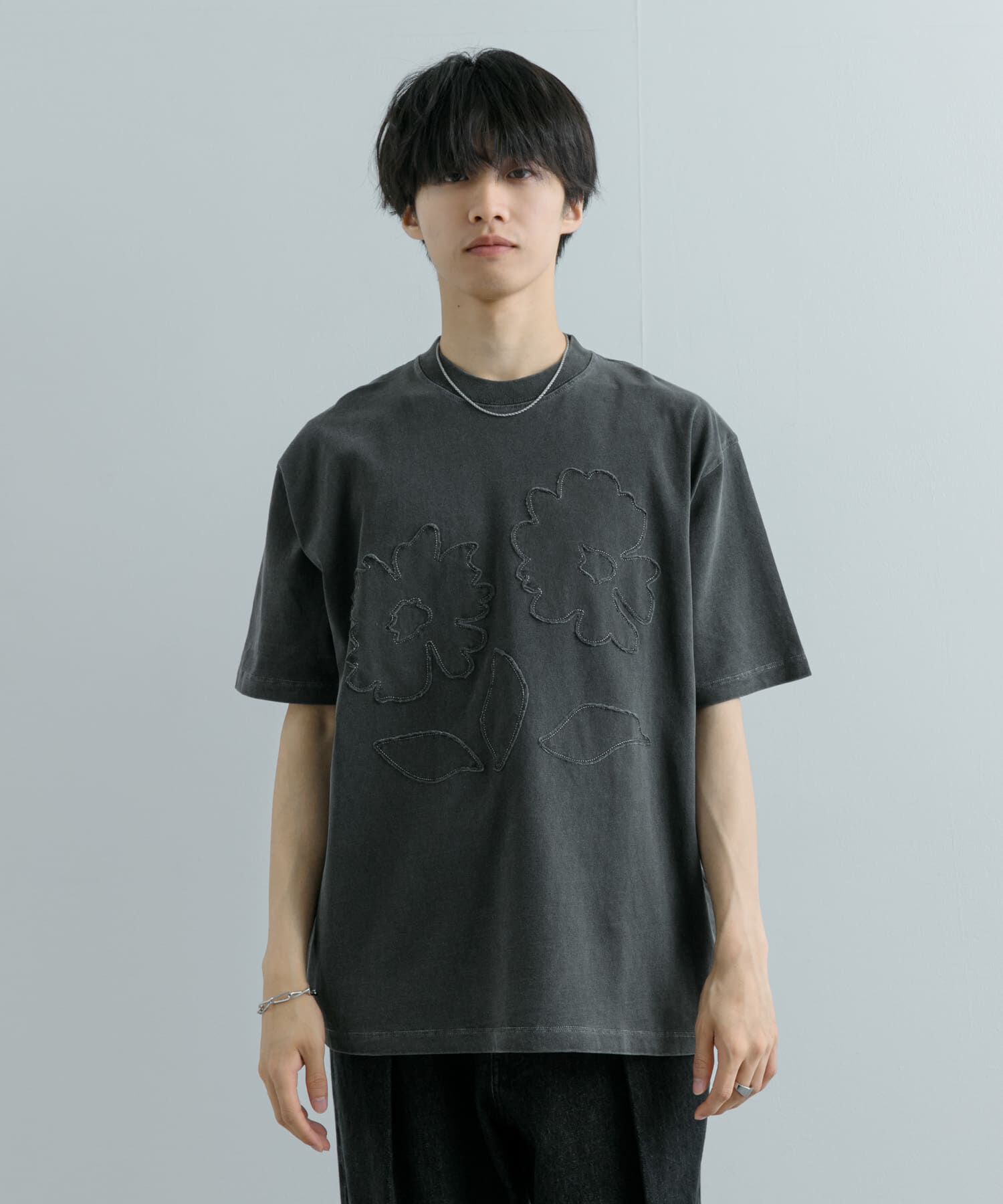 SENSE OF PLACE by URBAN RESEARCH「『ユニセックス』フェードポップアートフラワーTシャツ(5分袖)」|Tシャツ・カットソー|