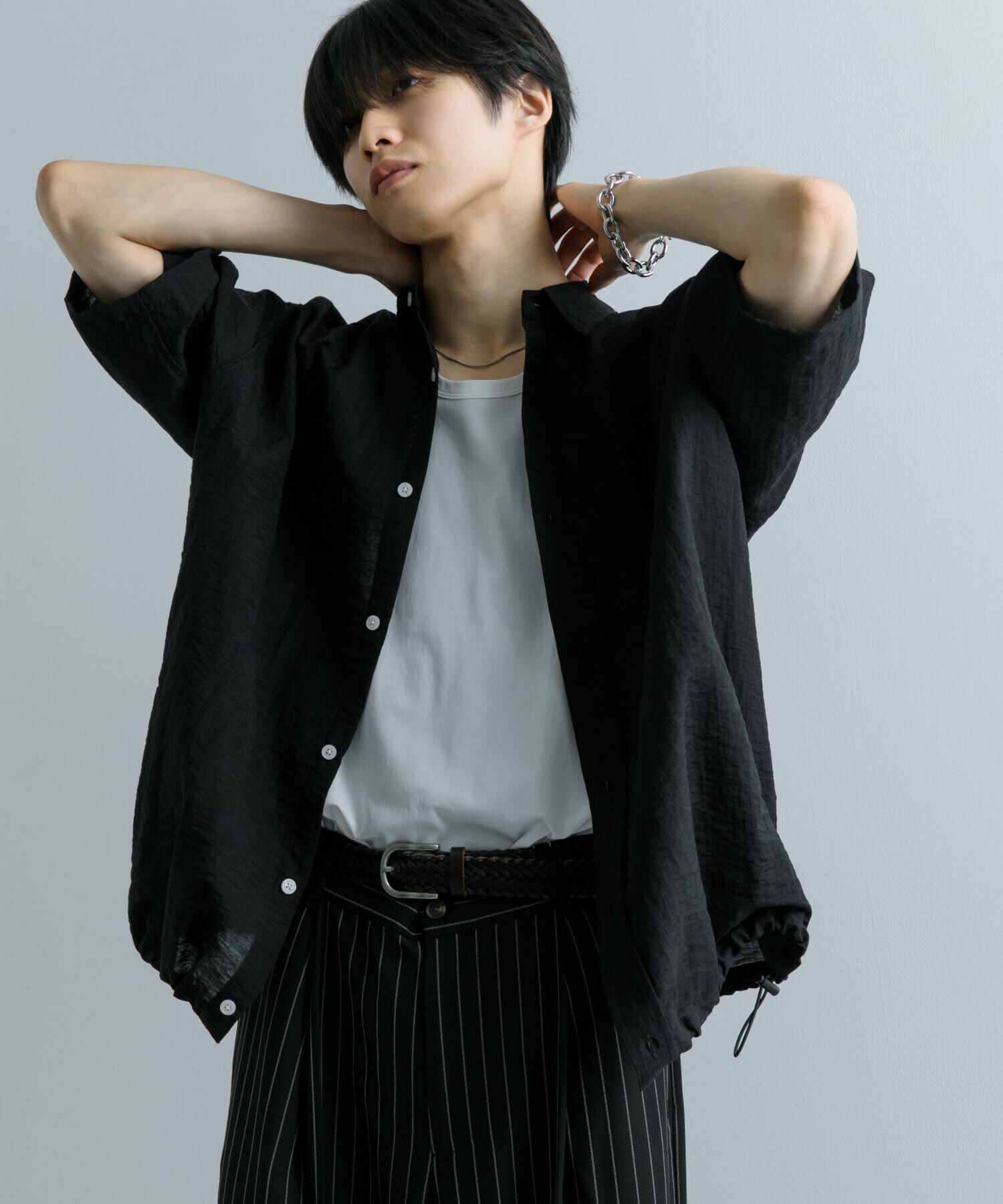 SENSE OF PLACE by URBAN RESEARCH「ドローコードレギュラーカラーシャツ」|シャツ・ブラウス|ブラック