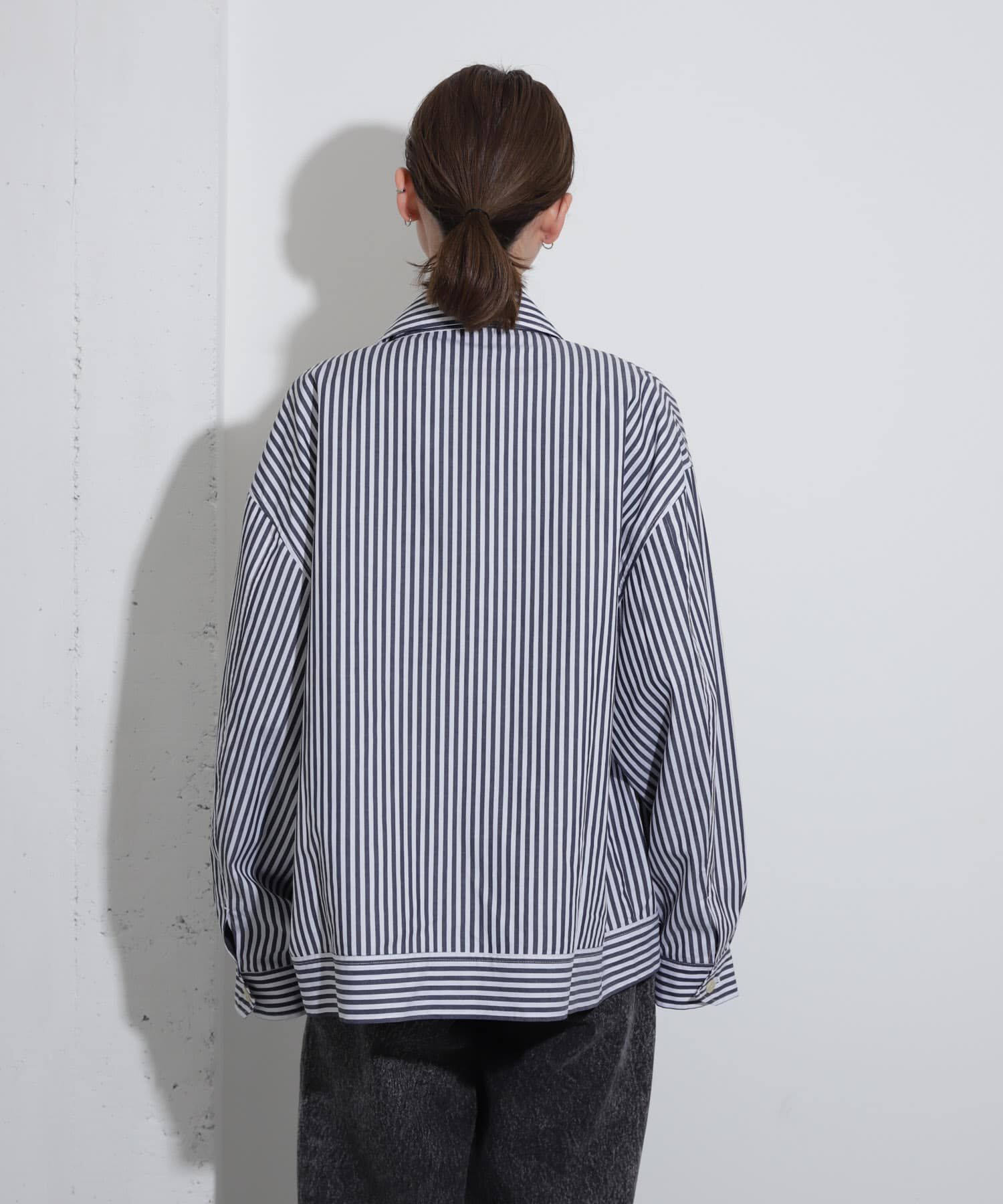 SENSE OF PLACE by URBAN RESEARCH「hxcyyd &times; SOP　ストライプフラワーコサージュシャツブルゾン(UNISEX)」|ブルゾン・スタジャン|