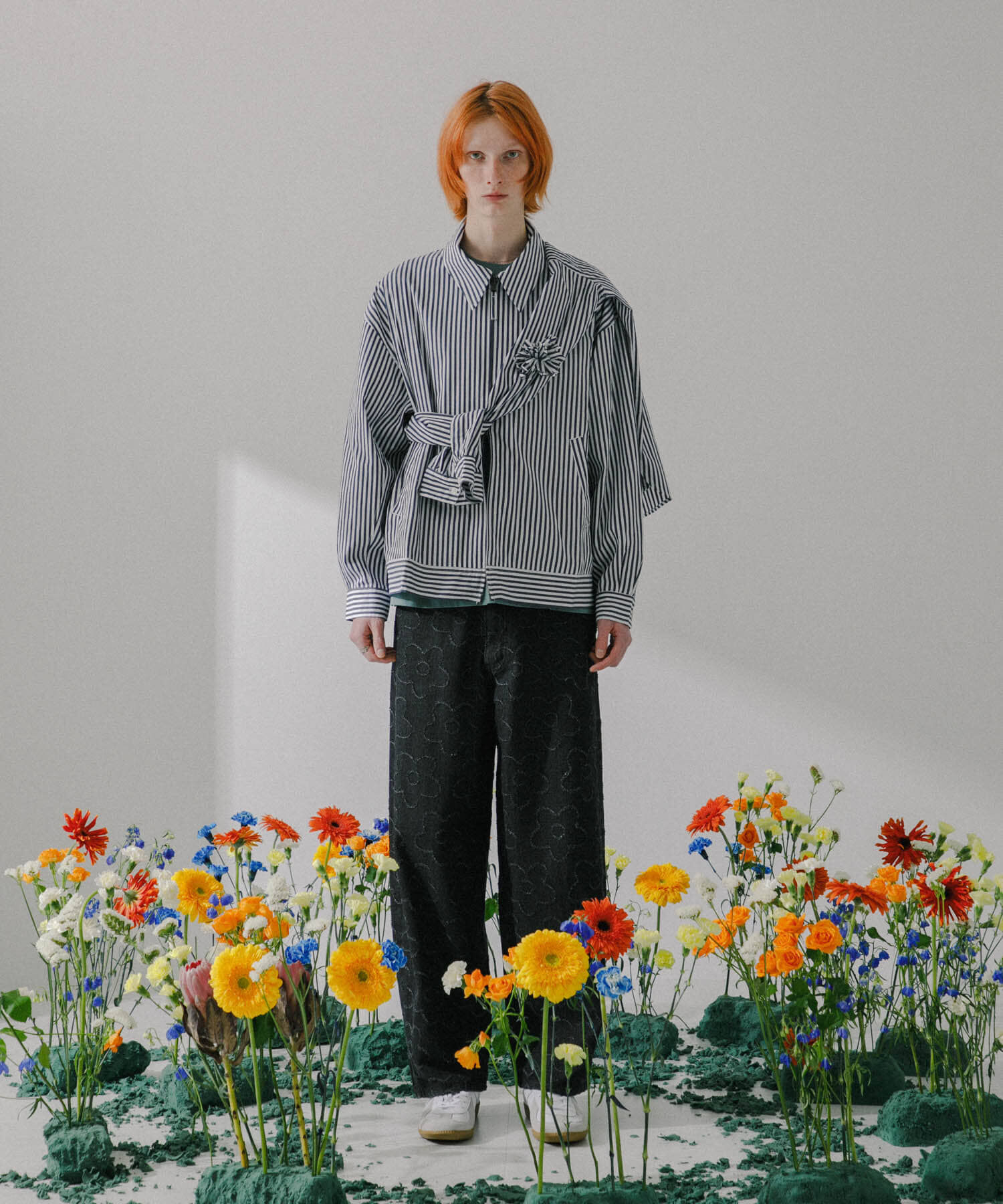 SENSE OF PLACE by URBAN RESEARCH「hxcyyd &times; SOP　ストライプフラワーコサージュシャツブルゾン(UNISEX)」|ブルゾン・スタジャン|