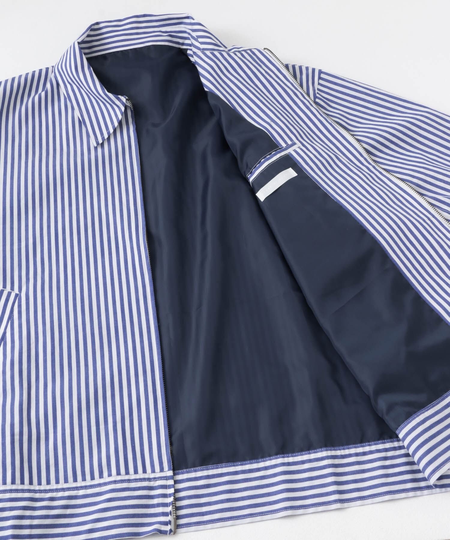 SENSE OF PLACE by URBAN RESEARCH「hxcyyd &times; SOP　ストライプフラワーコサージュシャツブルゾン(UNISEX)」|ブルゾン・スタジャン|