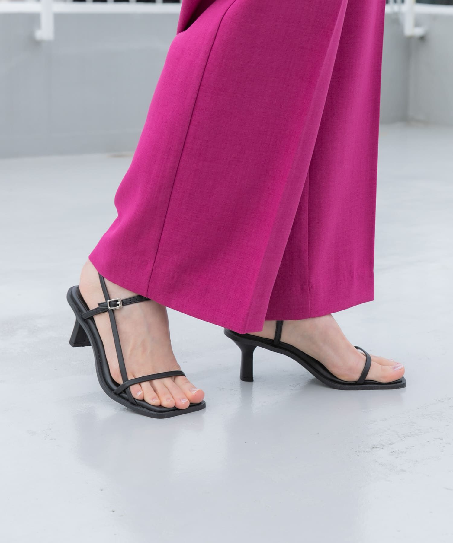 SENSE OF PLACE by URBAN RESEARCH「ワイドスクエアストラップサンダル」|サンダル|