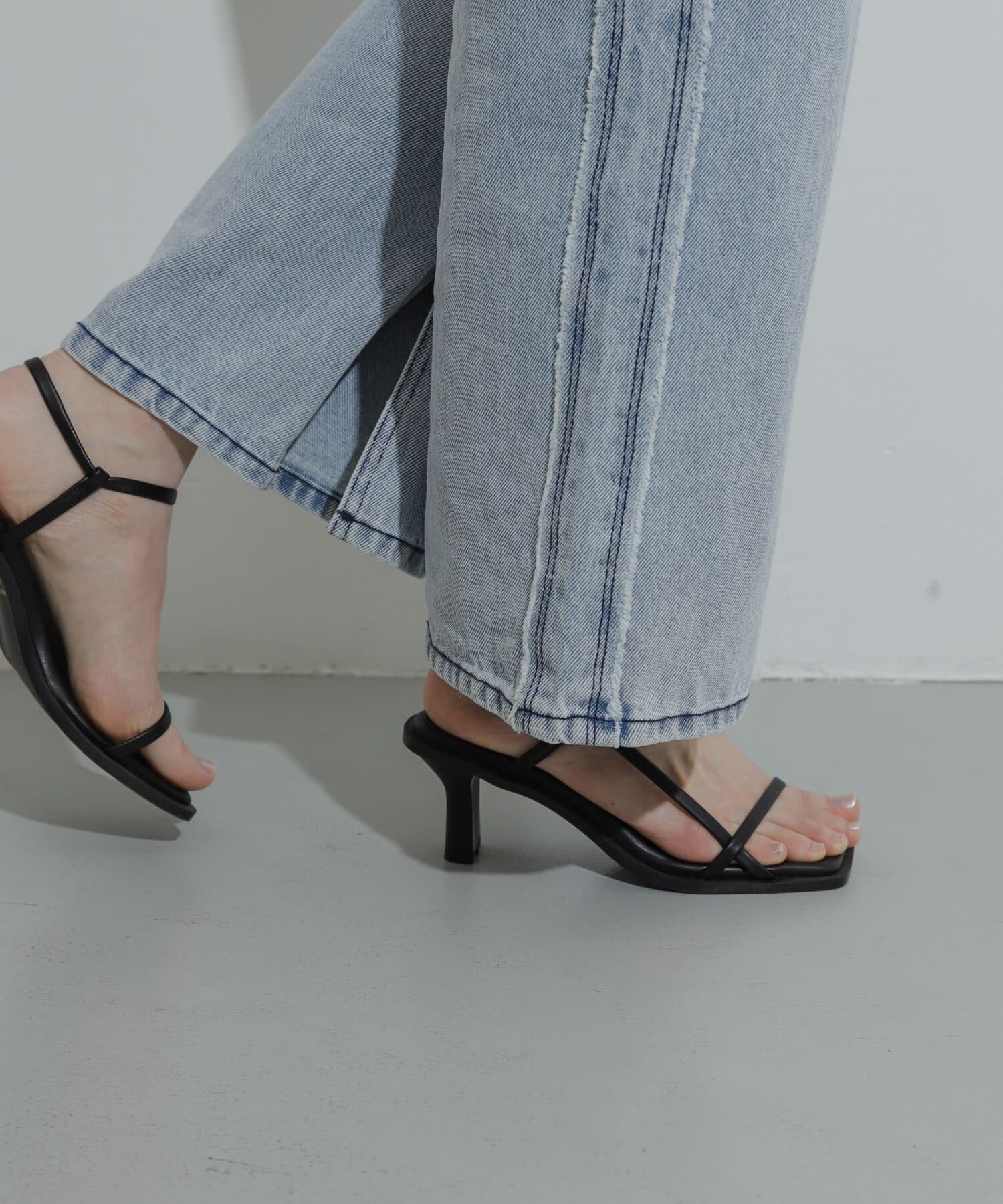 SENSE OF PLACE by URBAN RESEARCH「ワイドスクエアストラップサンダル」|サンダル|