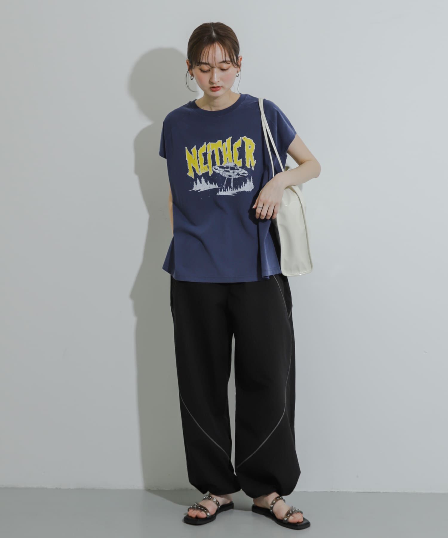 SENSE OF PLACE by URBAN RESEARCH「スタッズフラットサンダル」|サンダル|