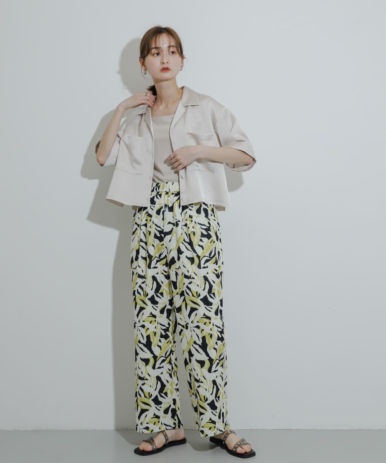 SENSE OF PLACE by URBAN RESEARCH「スタッズフラットサンダル」|サンダル|