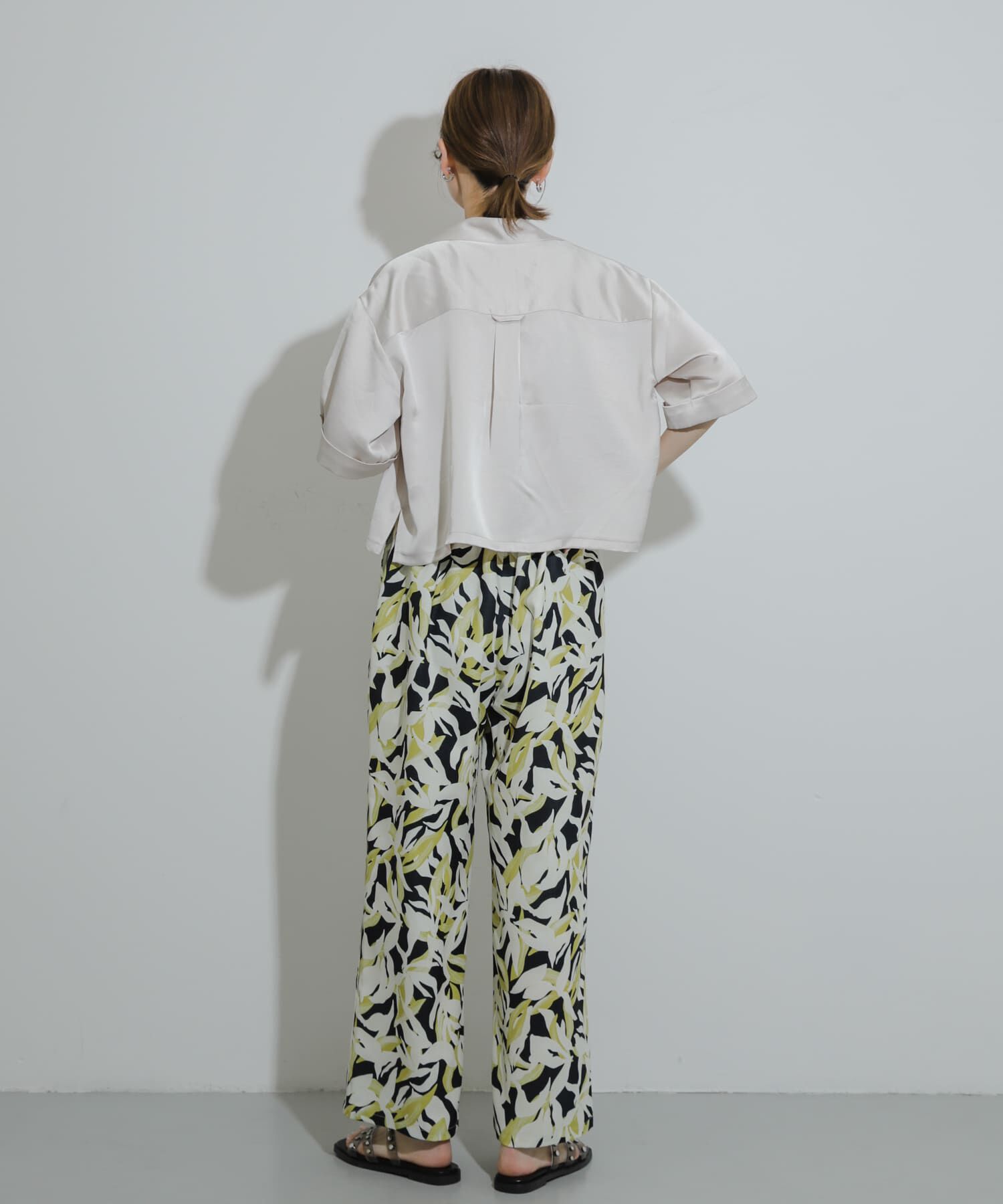 SENSE OF PLACE by URBAN RESEARCH「スタッズフラットサンダル」|サンダル|