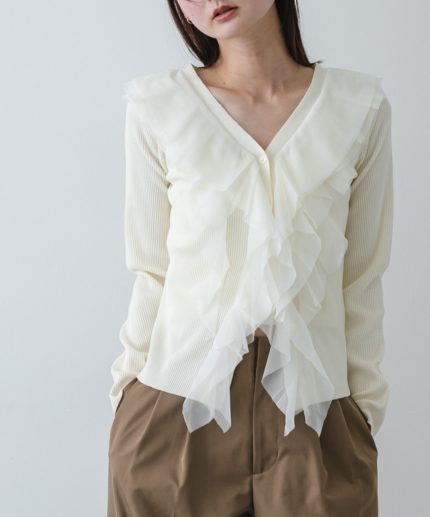 SENSE OF PLACE by URBAN RESEARCH「『洗濯可』チュールフリルニットカーディガン」|カーディガン|アイボリー