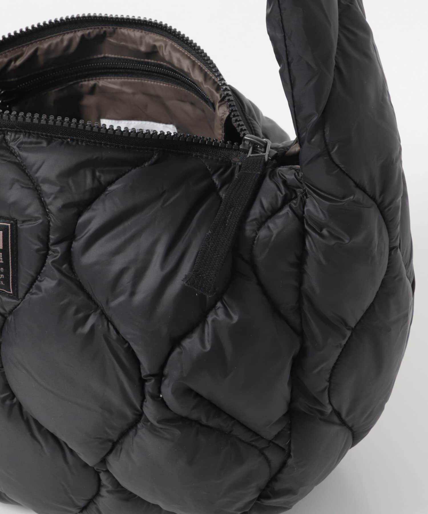 SENSE OF PLACE by URBAN RESEARCH「TAION　ミリタリーバナナショルダーダウンバッグM」|ショルダー・メッセンジャー|