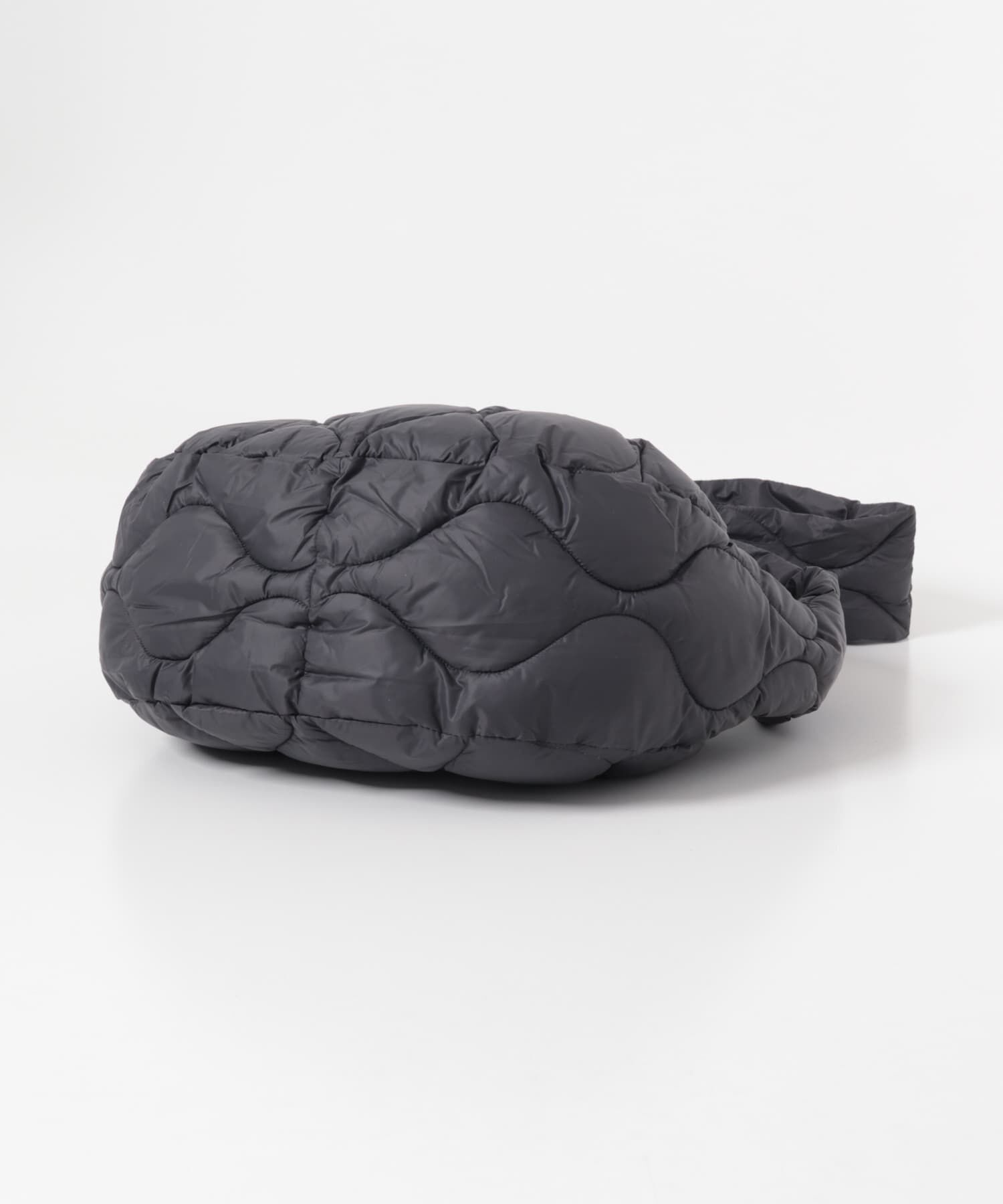 SENSE OF PLACE by URBAN RESEARCH「TAION　ミリタリーバナナショルダーダウンバッグM」|ショルダー・メッセンジャー|