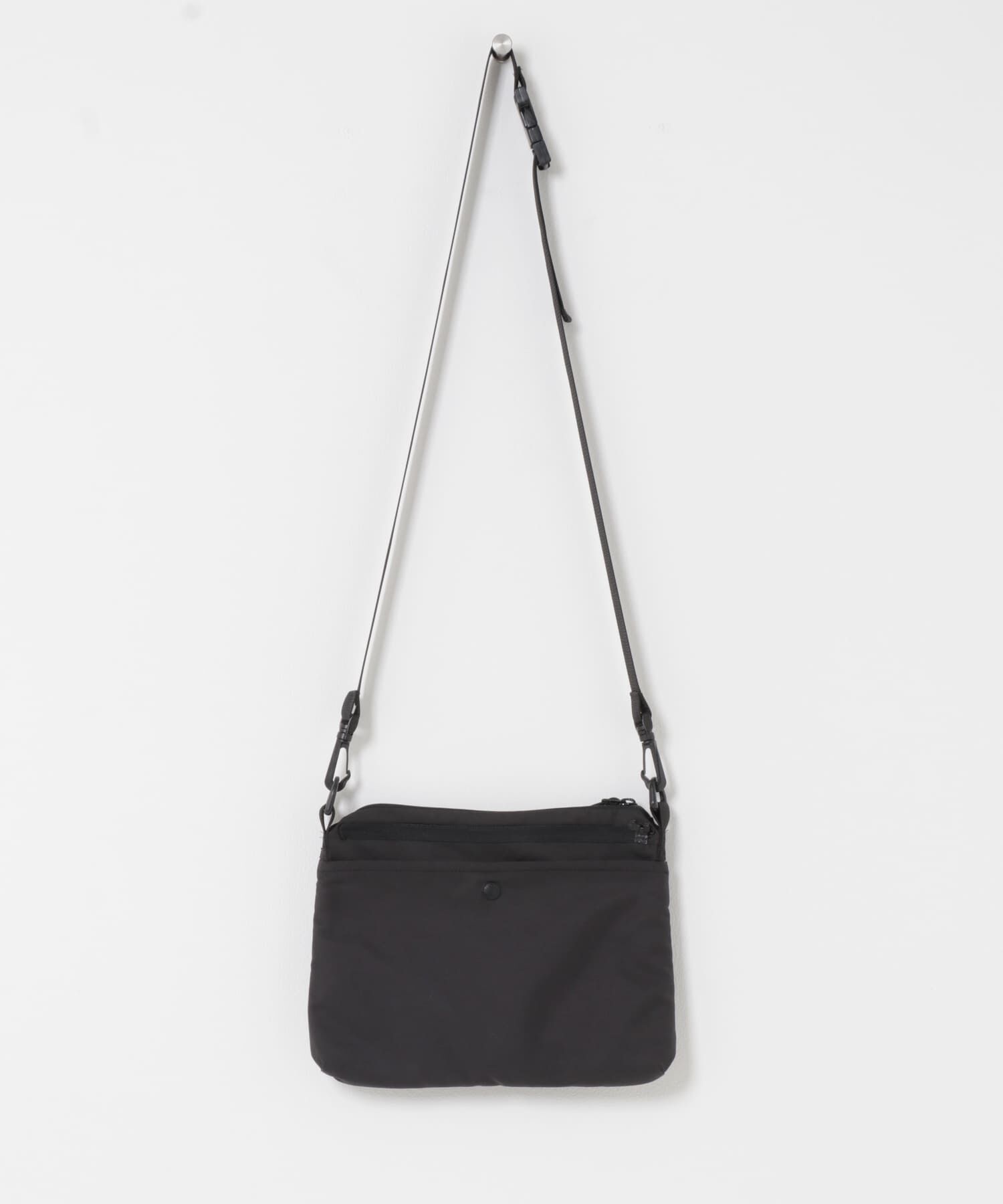 SENSE OF PLACE by URBAN RESEARCH「TAION　マウンテンサコッシュ」|ショルダー・メッセンジャー|