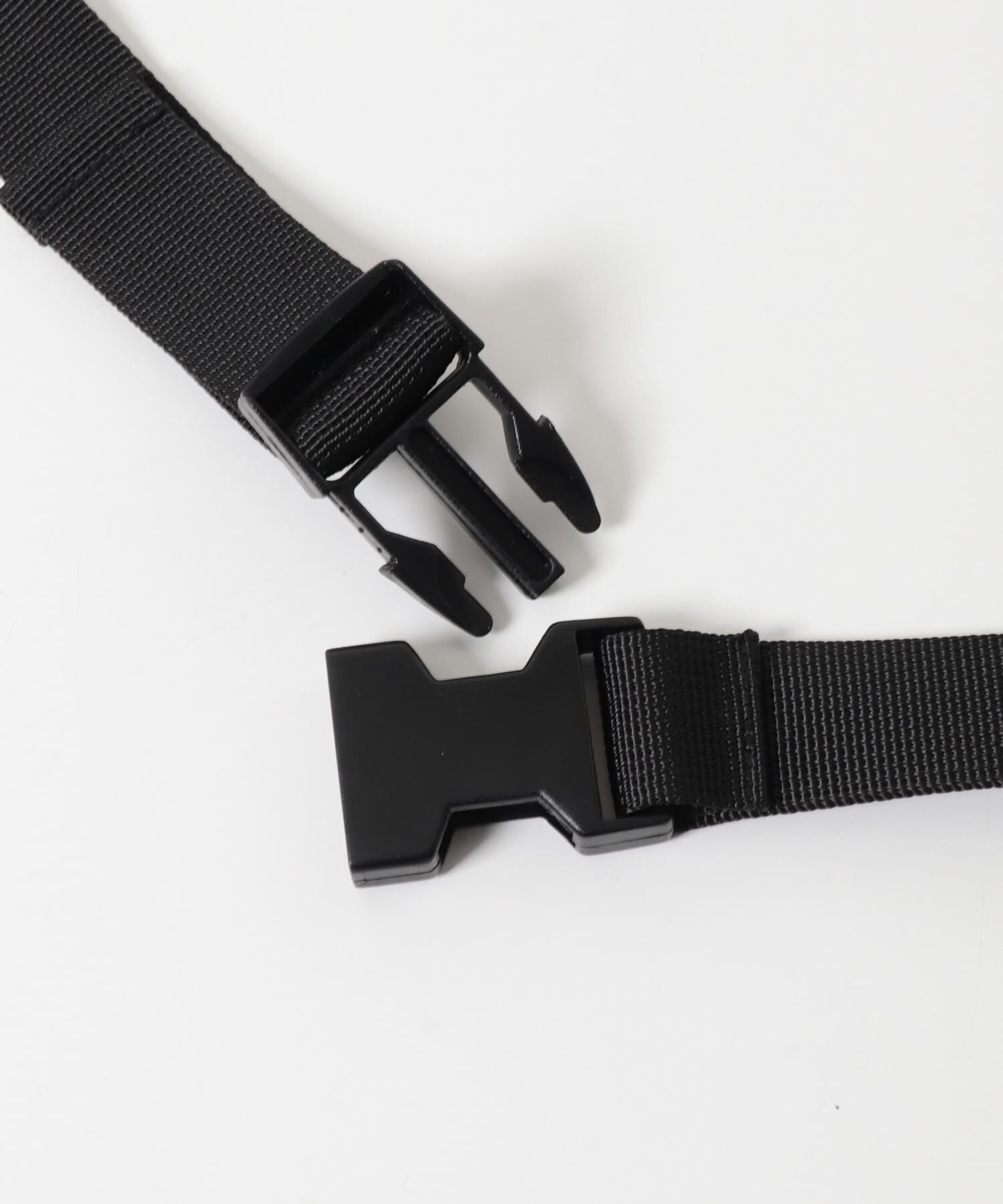 SENSE OF PLACE by URBAN RESEARCH「TAION　マウンテンサコッシュ」|ショルダー・メッセンジャー|