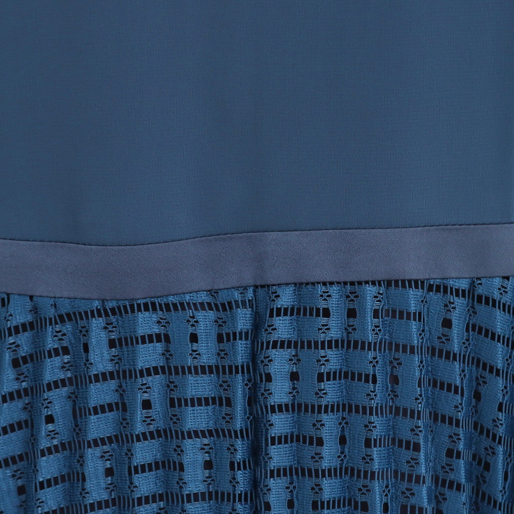 Reflect「【フォーマル／入卒／一枚で着映え◎】シフォン&times;幾何柄レースプリーツワンピース」|ワンピース|