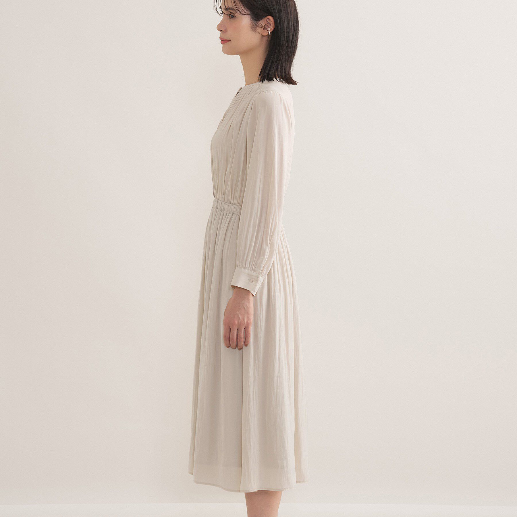 INDIVI「【洗える／セレモニー】ギャザーフレアワンピース」|ワンピース|
