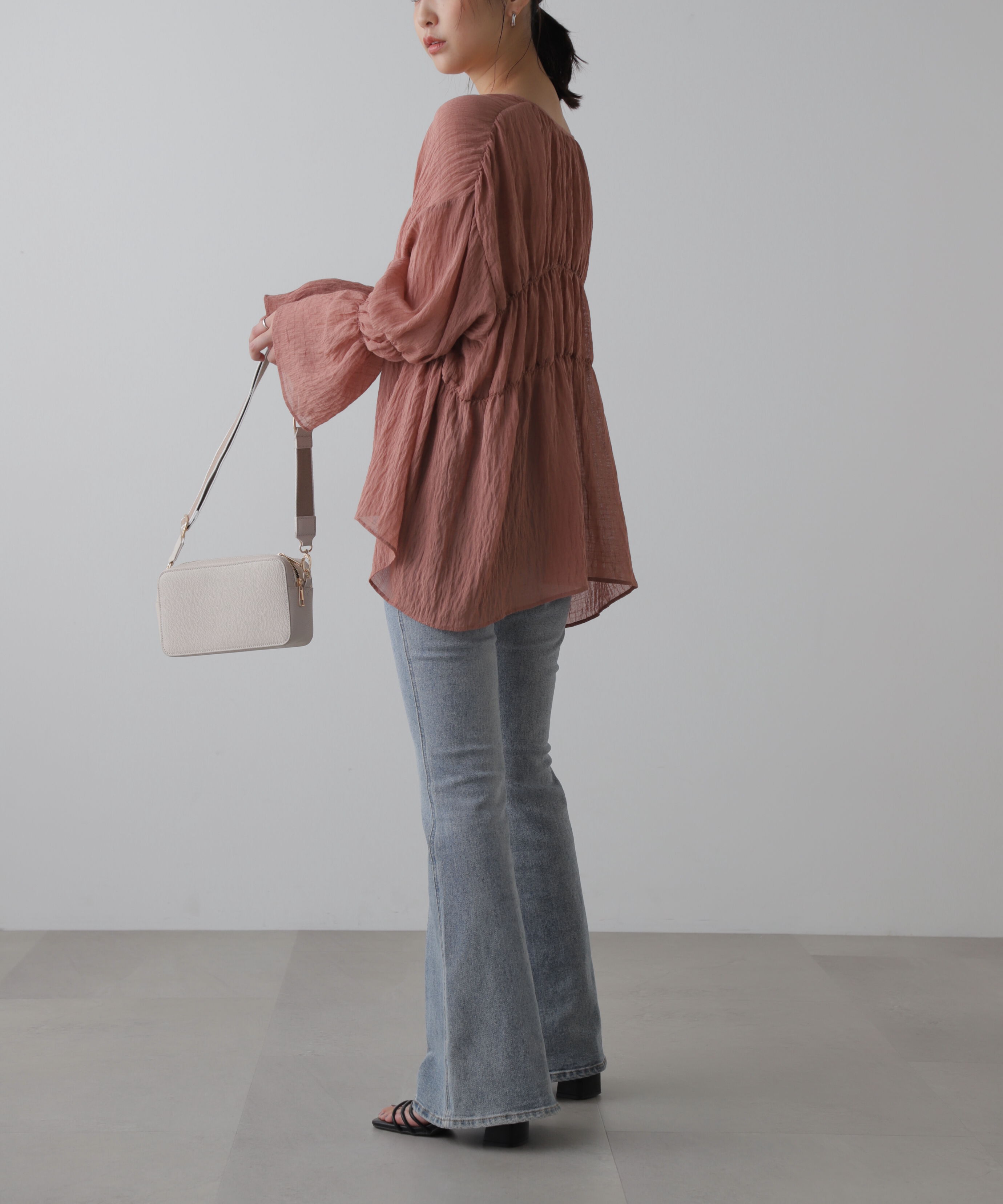  「シャーリングドロストチュニックブラウス」|シャツ・ブラウス|