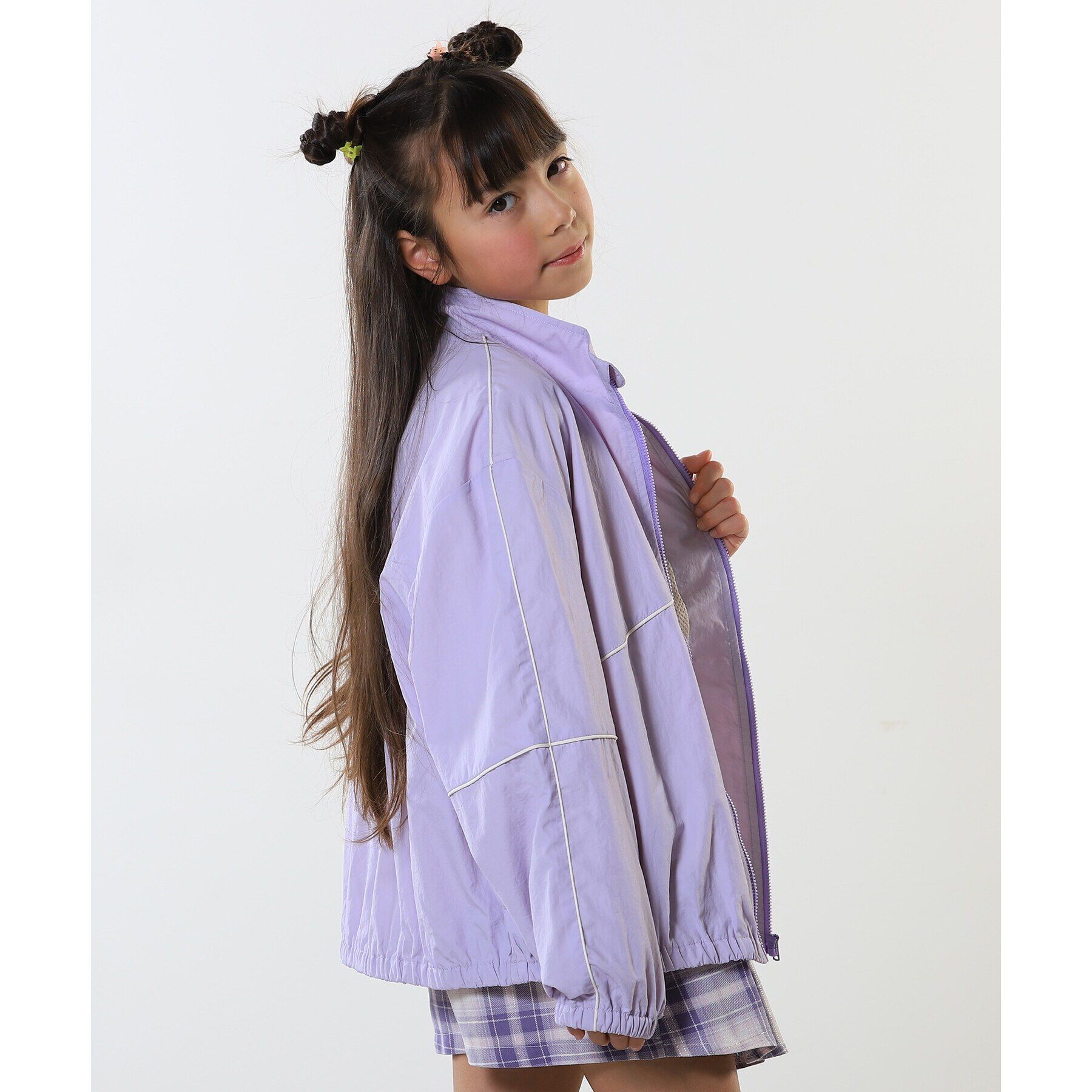 SHOO･LA･RUE「【100-150cm/洗える/男女兼用】スタンドカラー パイピングブルゾン」|ブルゾン・スタジャン|