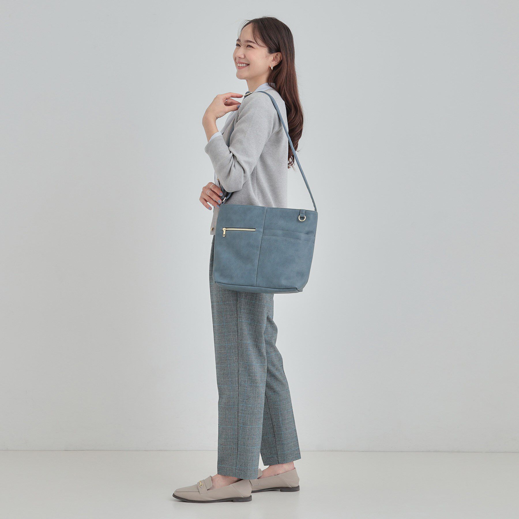 SHOO･LA･RUE「【8ポケット】フロント切り替えショルダーバッグ」|ショルダー・メッセンジャー|