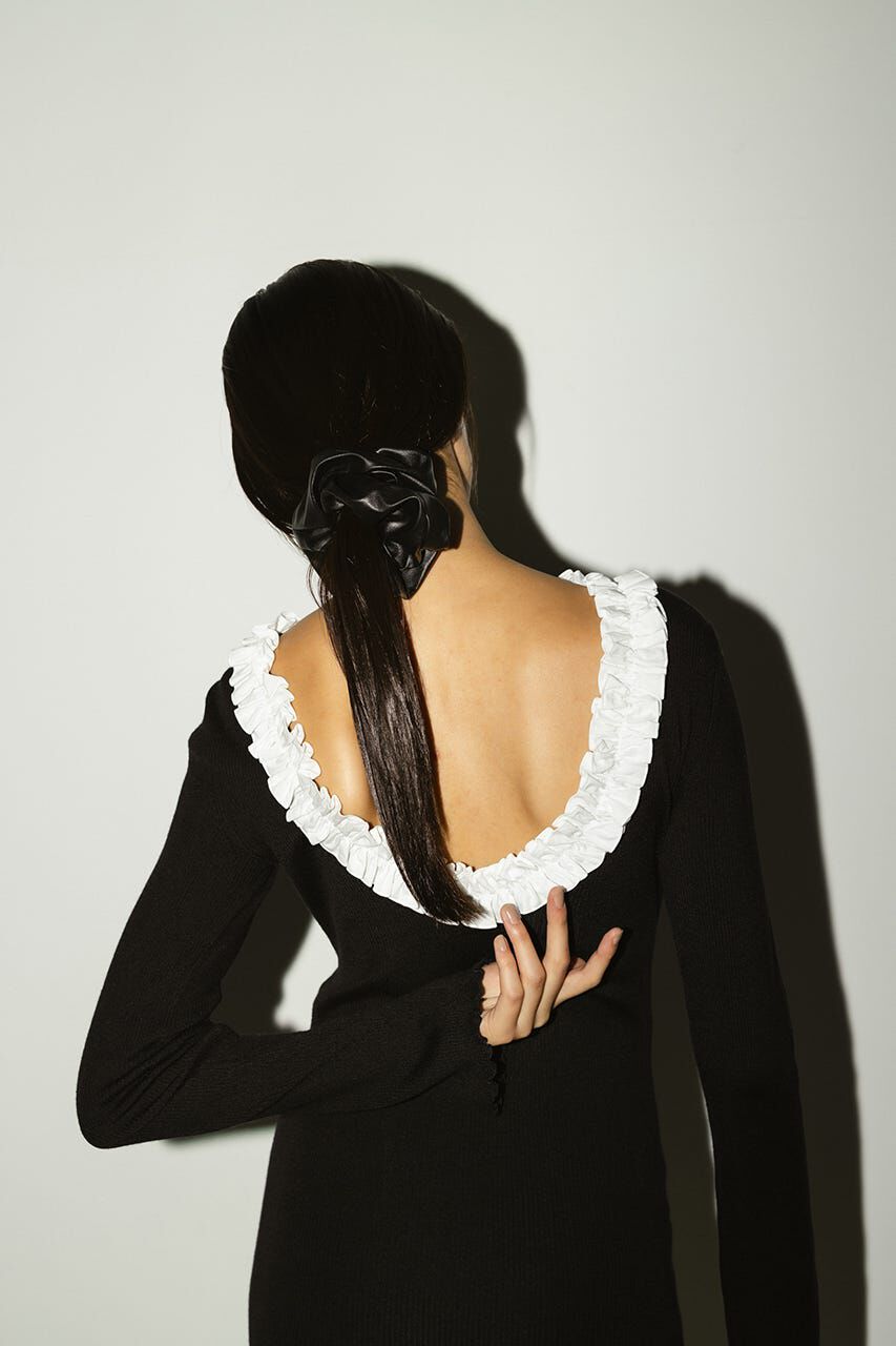 STYLEMIXER「バックオープンフリルニットトップ」|ニット・セーター|BLK