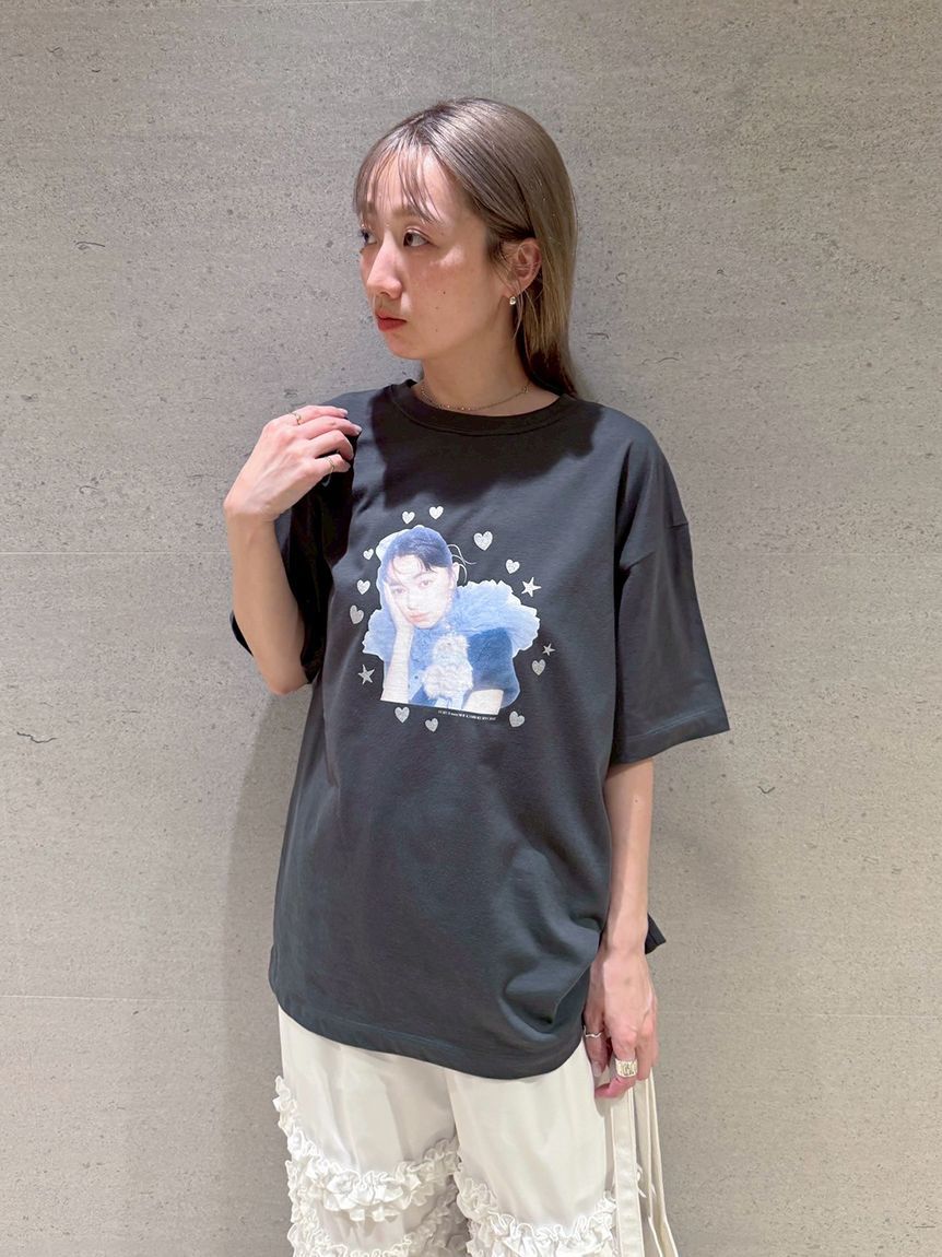FURFUR「【上國料萌衣コラボ】カラーポートレートTシャツ（UNISEX）」|Tシャツ・カットソー|