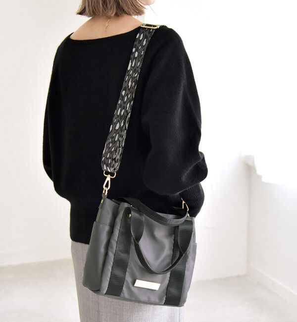 quaranciel「quaranciel: 2way 8ポケット ライン ショルダー バッグ」|ショルダー・メッセンジャー|