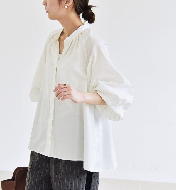 quaranciel「quaranciel:〈洗濯機可能〉REPREVE バンドカラー ギャザー パフ シャツ ブラウス」|シャツ・ブラウス|