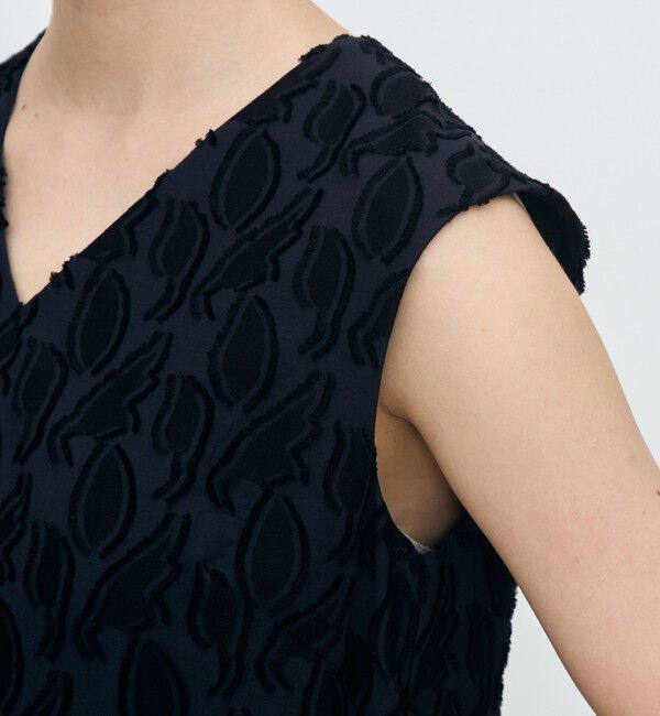 TOMORROWLAND collection「シャイニーカットジャカード Vネックワンピース」|ワンピース|