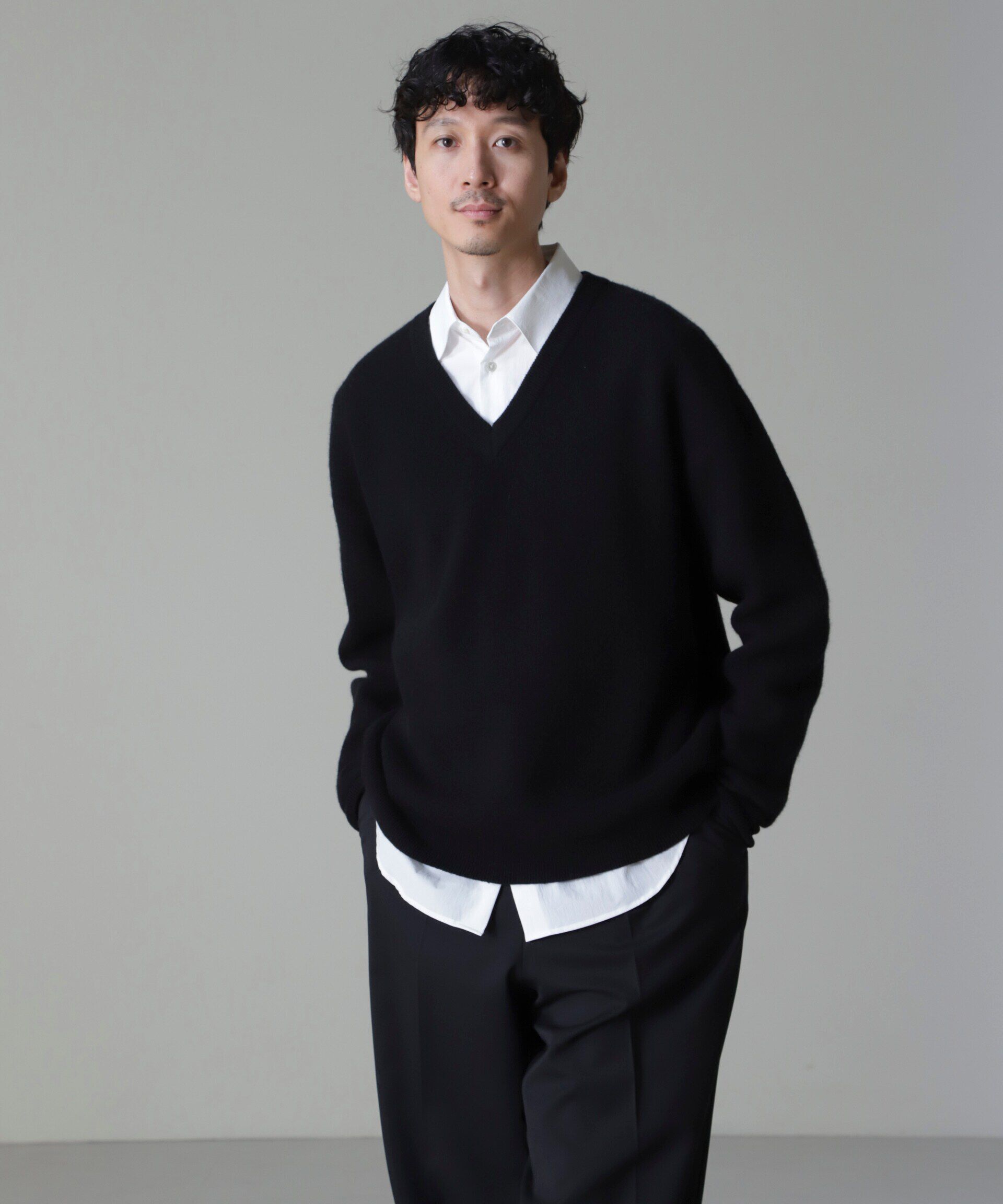 nano･universe「AQUA ウールカシミヤVネックプルオーバー」|ニット・セーター|