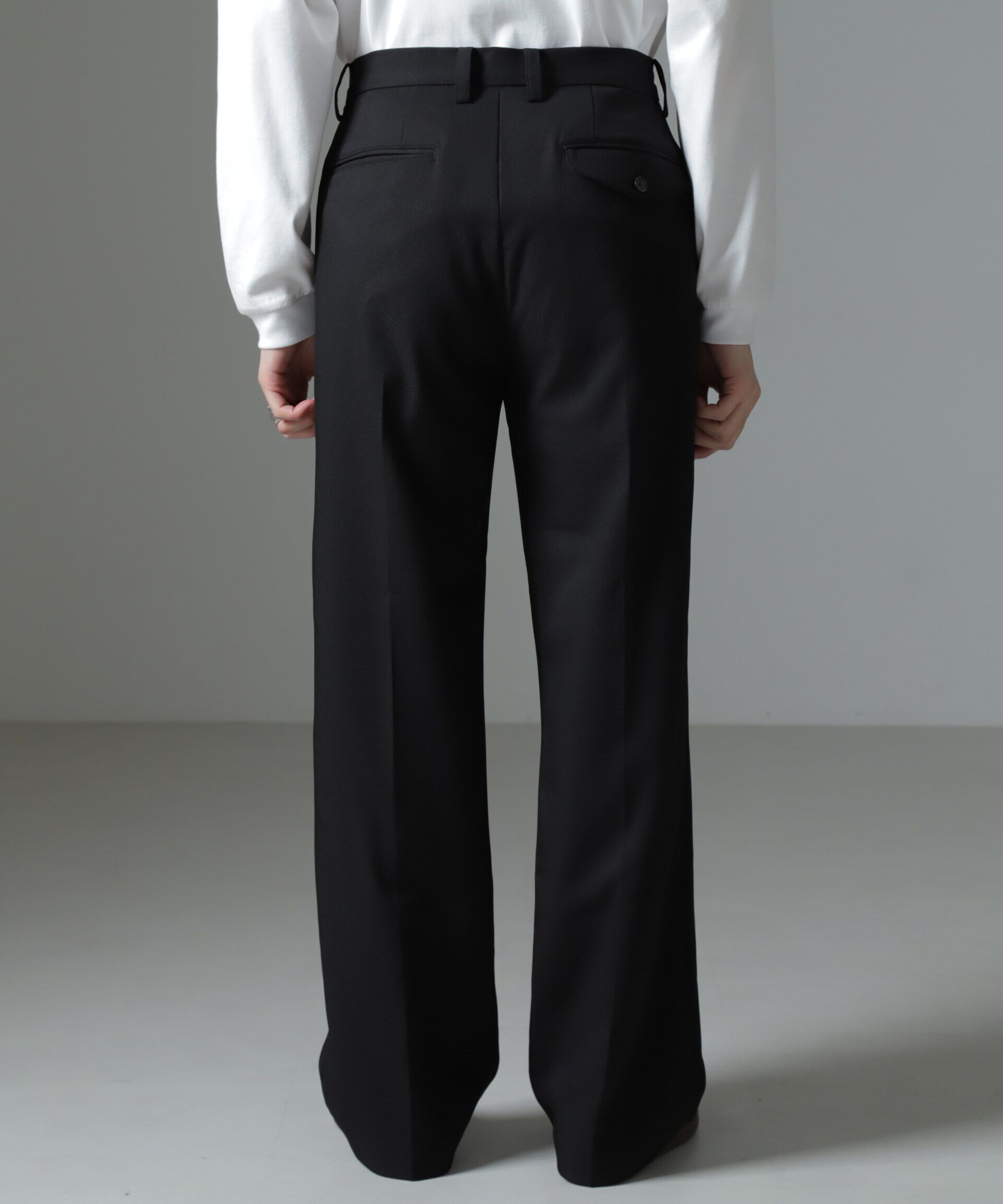 nano･universe「テクノギャバトラウザーズ」|チノ|