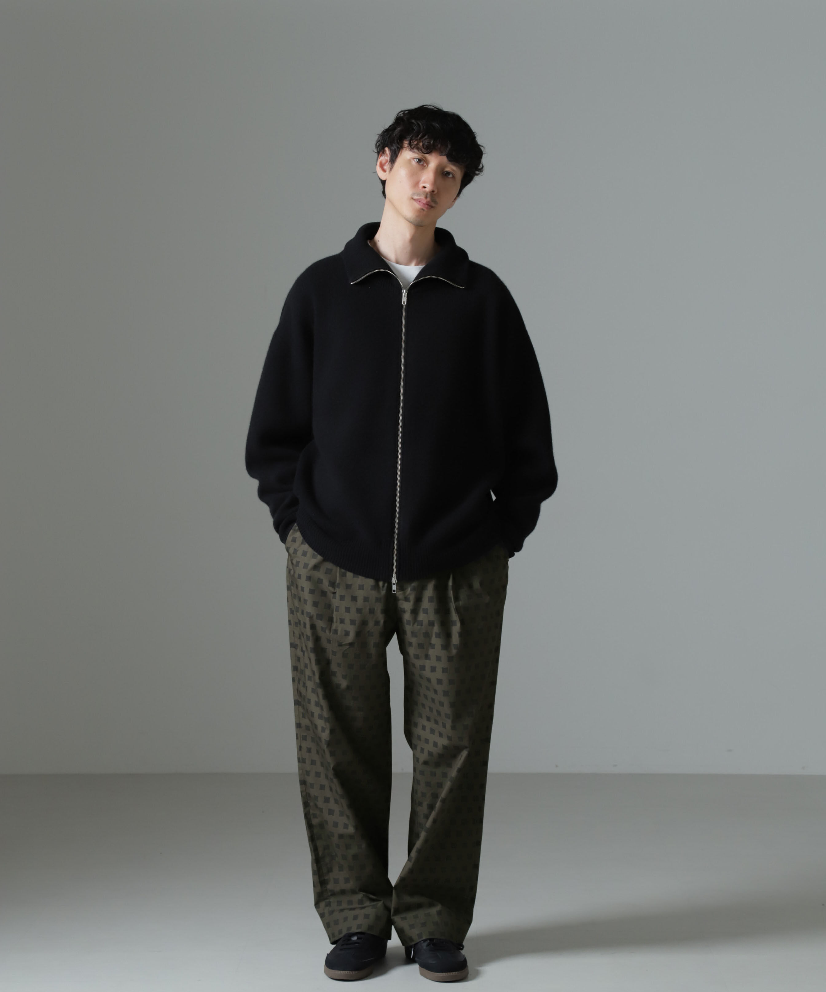 nano･universe「オリジナルパターンイージーパンツ」|チノ|