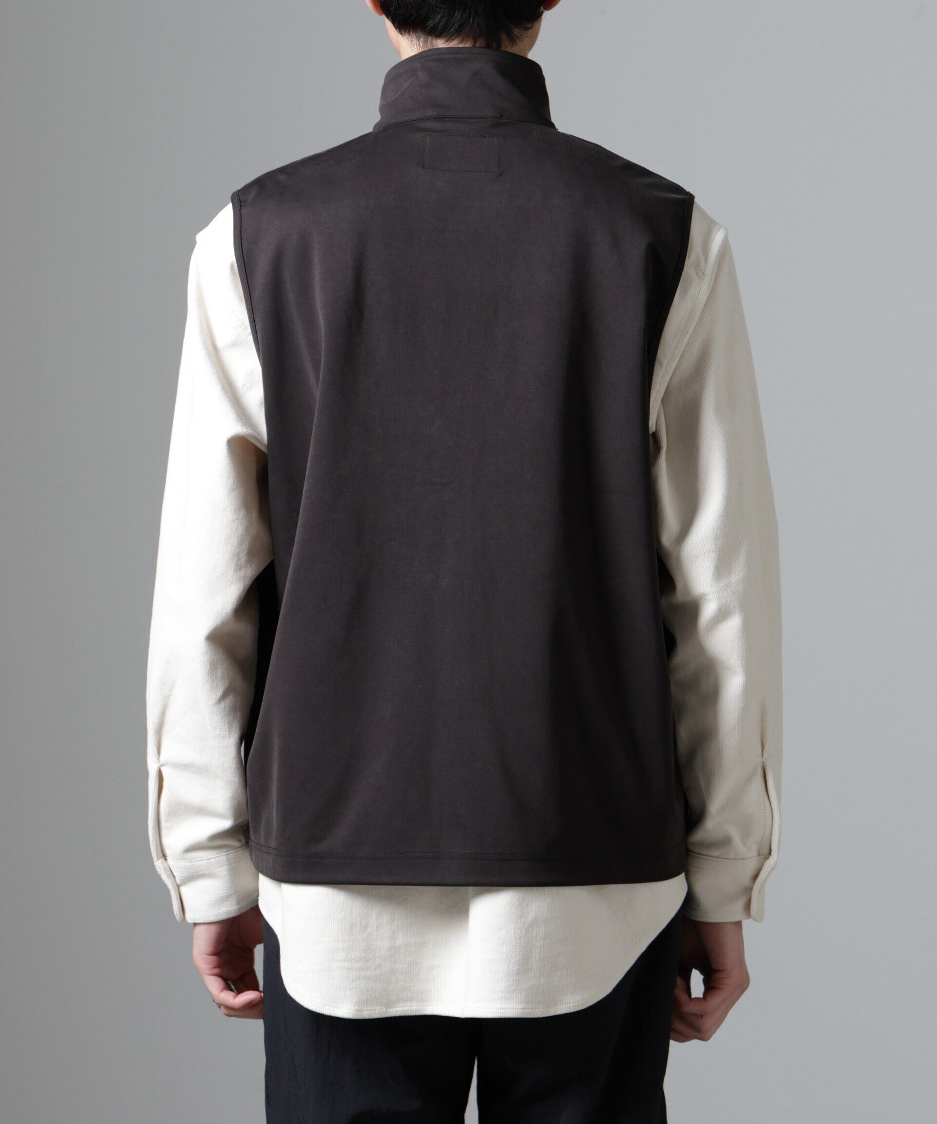 nano･universe「ヌバックライクスムーススタンドカラーベスト」|ダウンベスト・ベスト|
