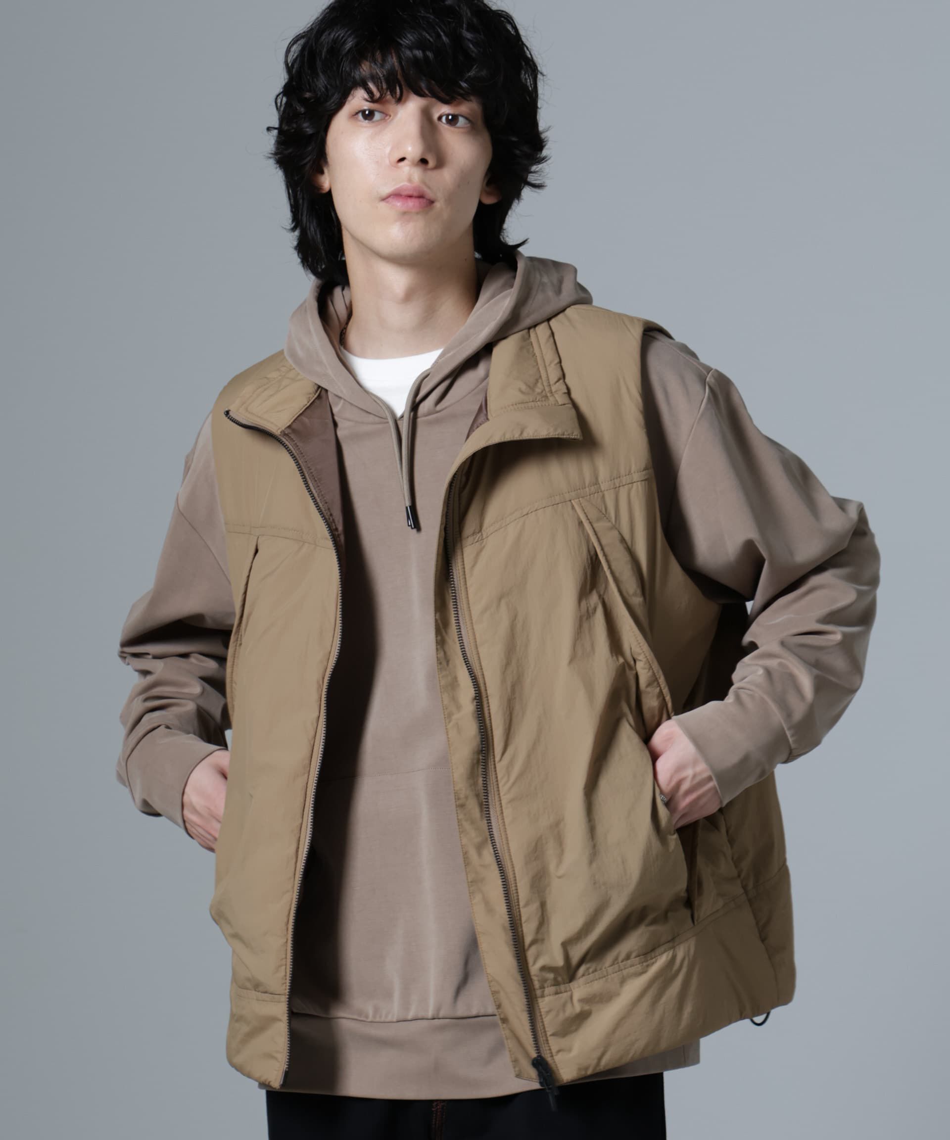 nano･universe「ライトパデッドベスト」|ダウンベスト・ベスト|モカ3