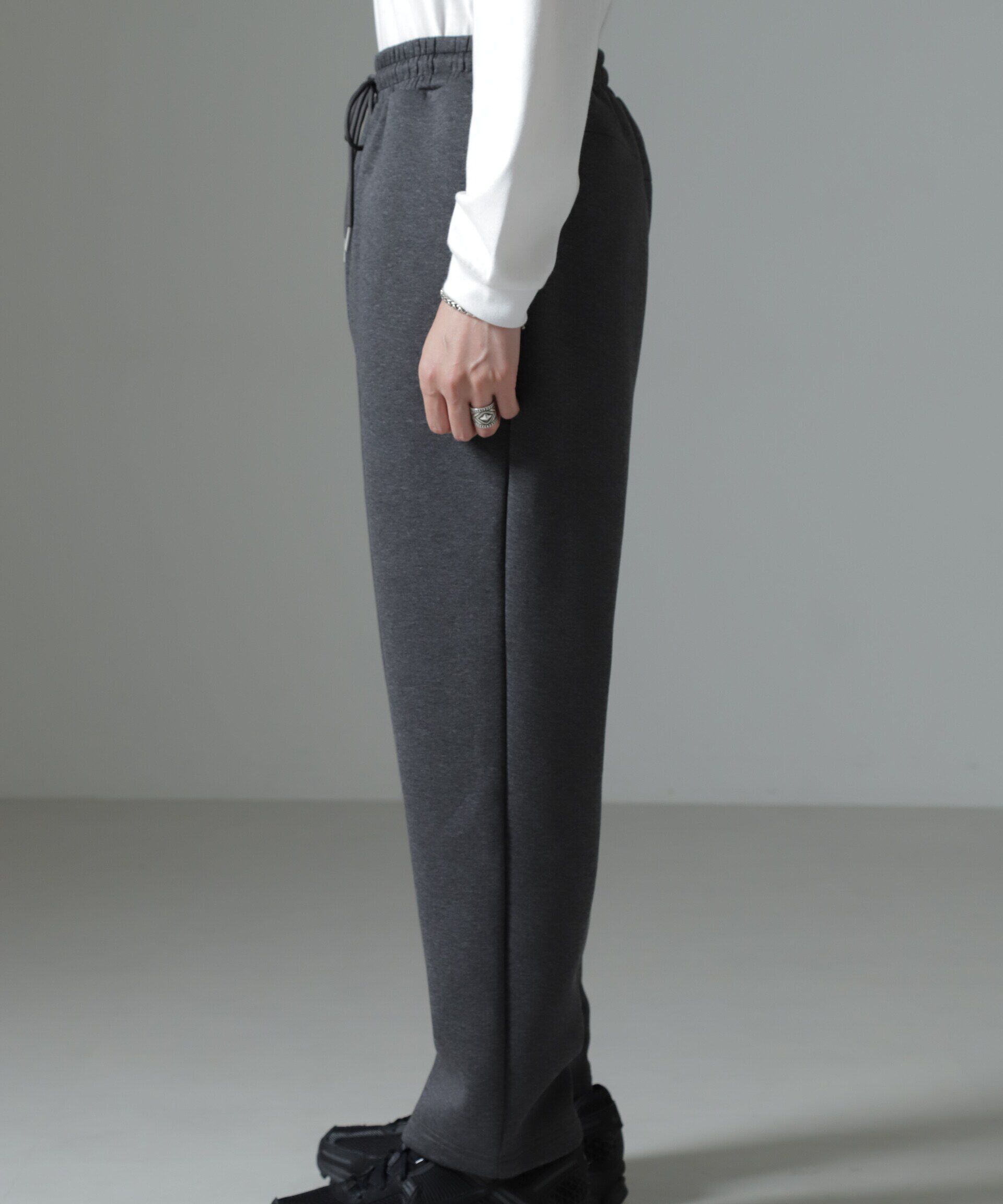 nano･universe「ボンディングトレーナーパンツ」|チノ|