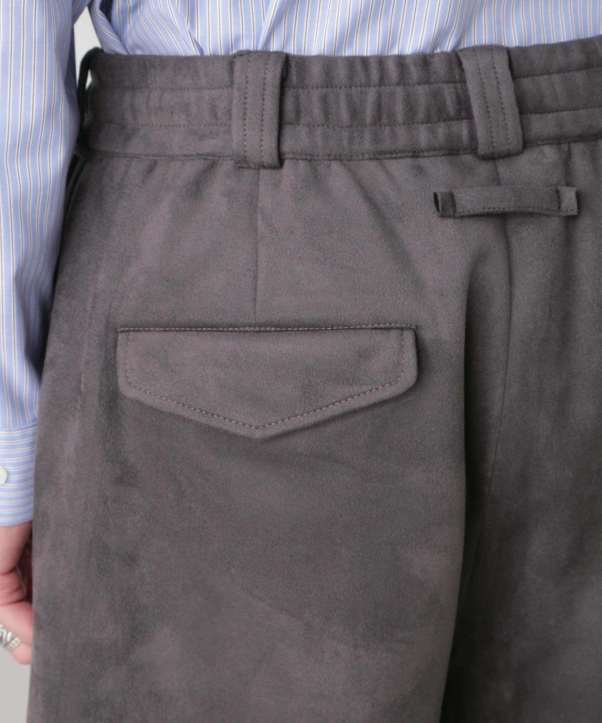 nano･universe「フェイクスエード イージーショートパンツ」|チノ|