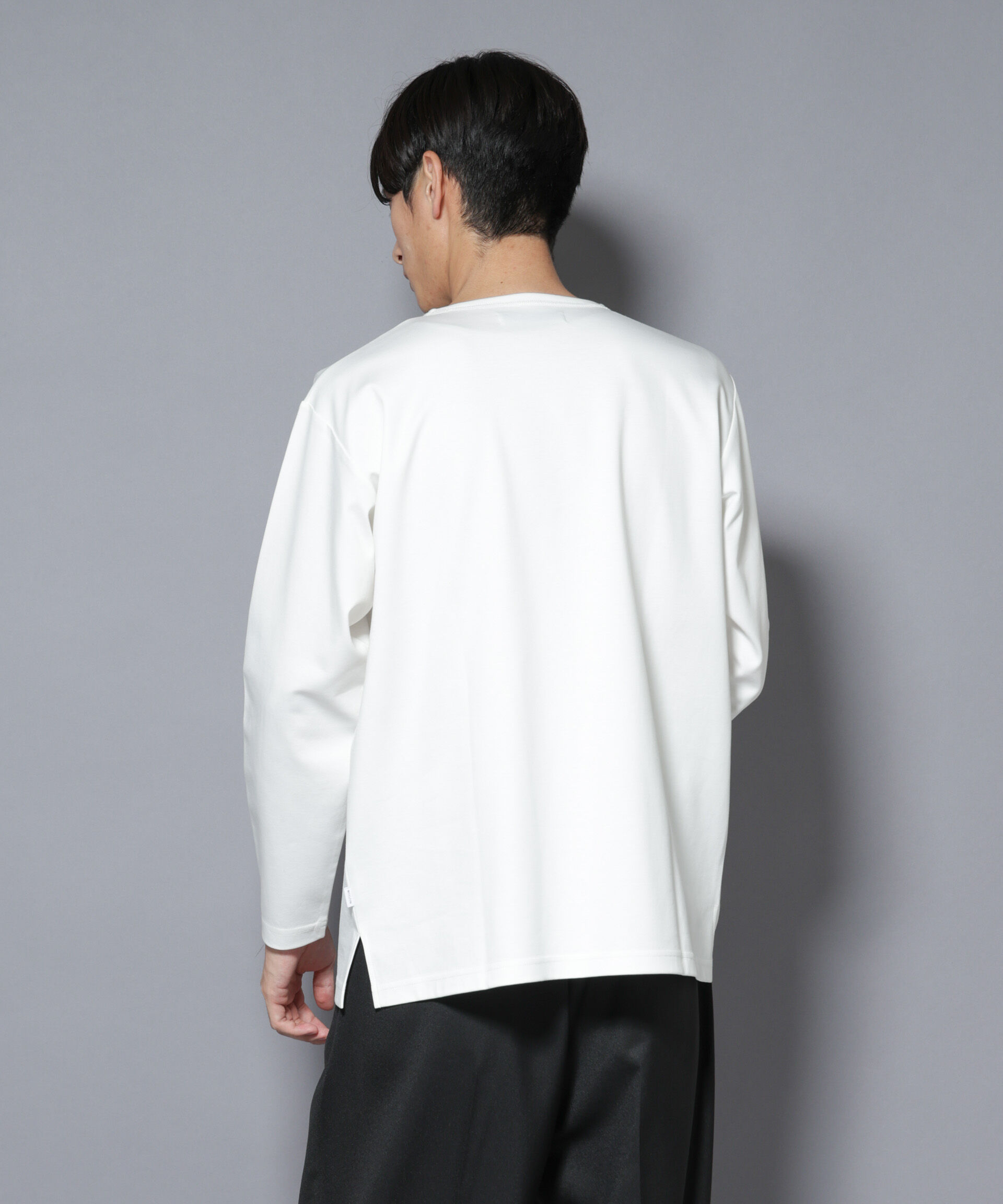 nano･universe「｢NJ/CLUB｣モクロディ ボートネック サイドスリットTシャツ」|Tシャツ・カットソー|