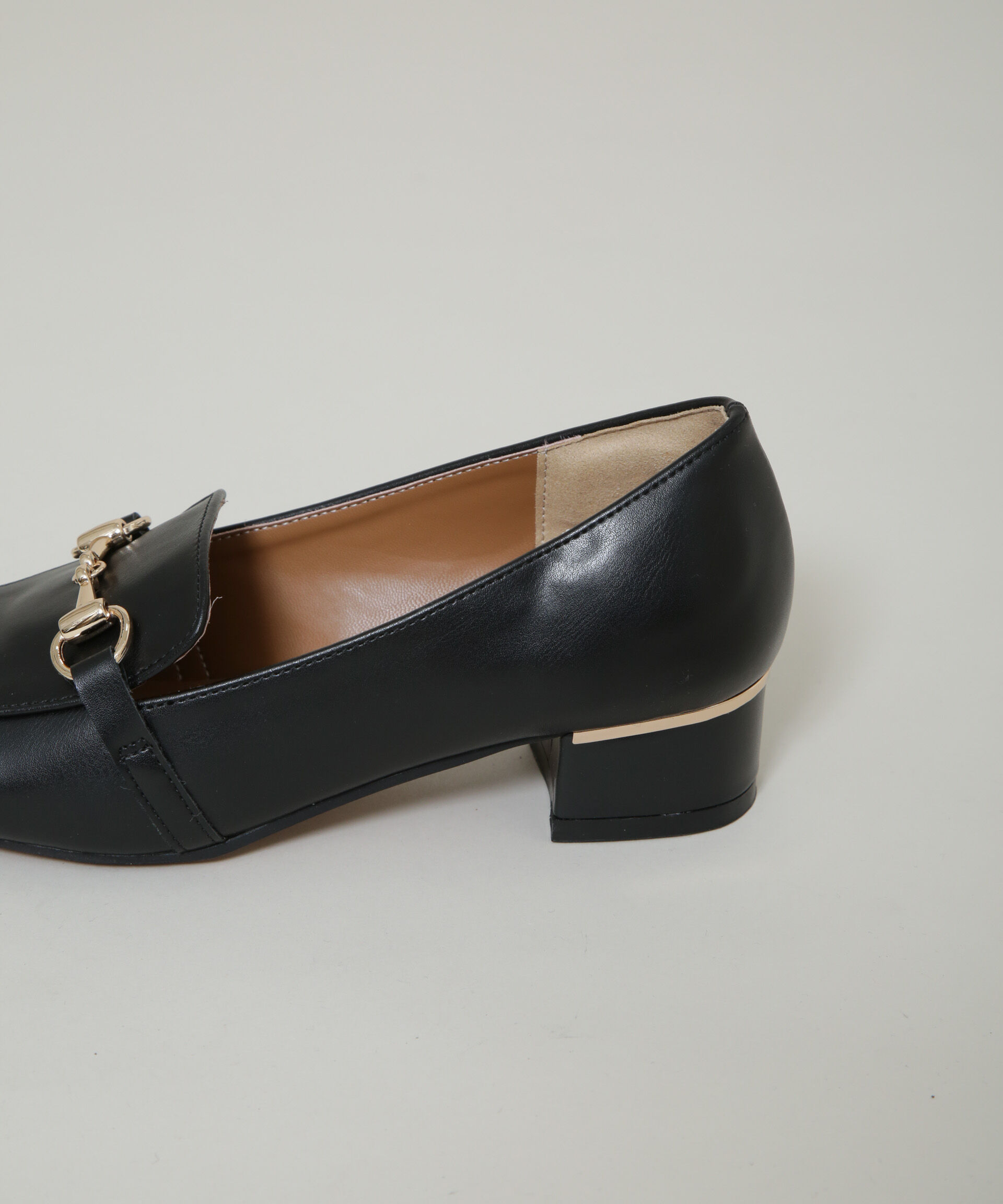 nano･universe「ゴールドパーツヒールローファー」|ビジネス・ドレスシューズ|