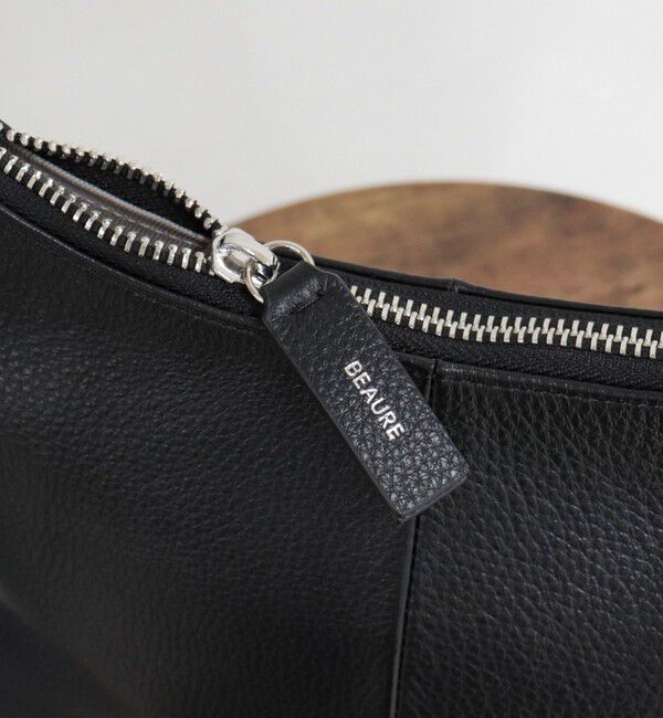 fredy emue「【BEAURE/ビュレ】バックルアジャストワンハンドルバッグ」|ショルダー・メッセンジャー|
