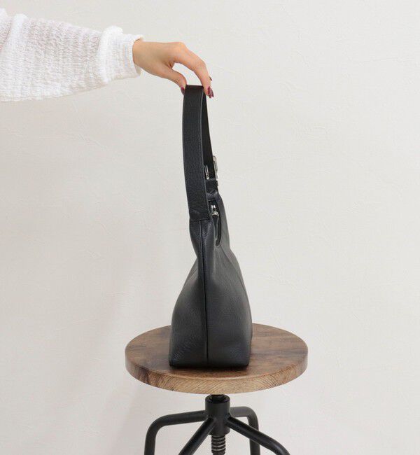 fredy emue「【BEAURE/ビュレ】バックルアジャストワンハンドルバッグ」|ショルダー・メッセンジャー|