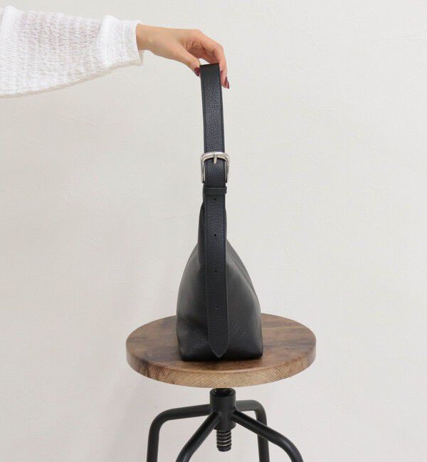 fredy emue「【BEAURE/ビュレ】バックルアジャストワンハンドルバッグ」|ショルダー・メッセンジャー|