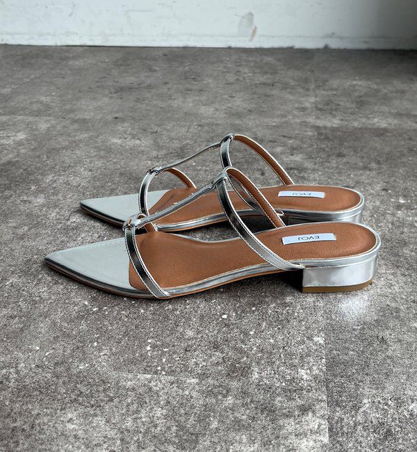  「Tストラップサンダル」|サンダル|