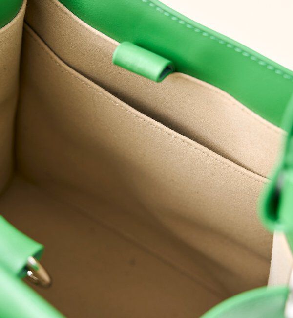  「予約【5段階の長さ調節可能】スムース牛革スクエアショルダー」|ショルダー・メッセンジャー|