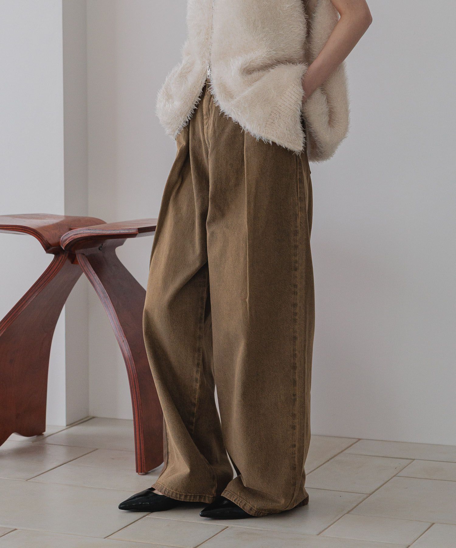 LOWRYS FARM「タックワイドデニム」|デニム|BRN8