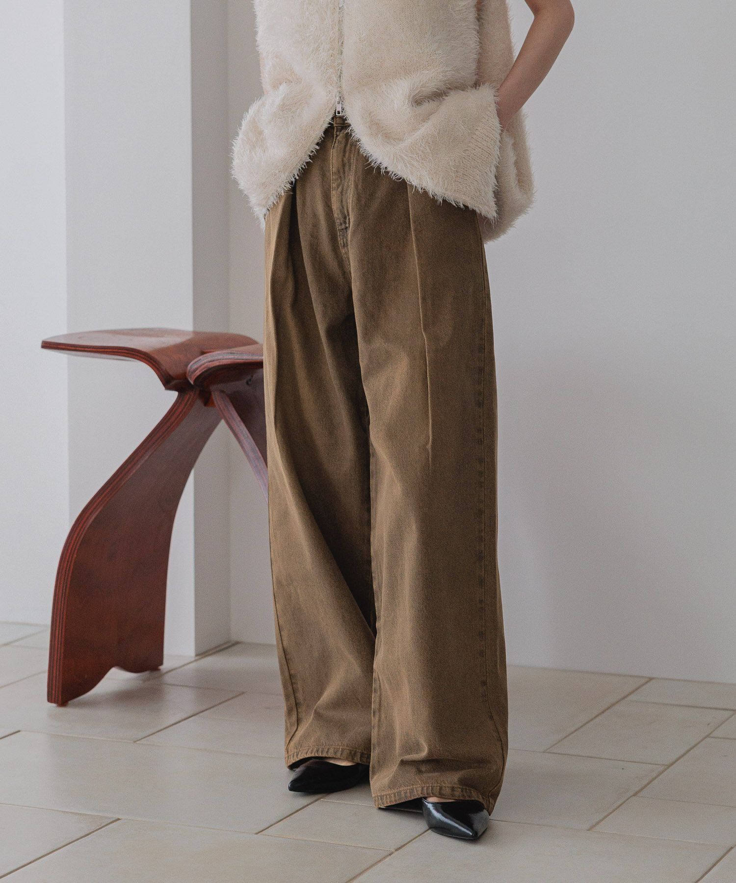 LOWRYS FARM「タックワイドデニム」|デニム|