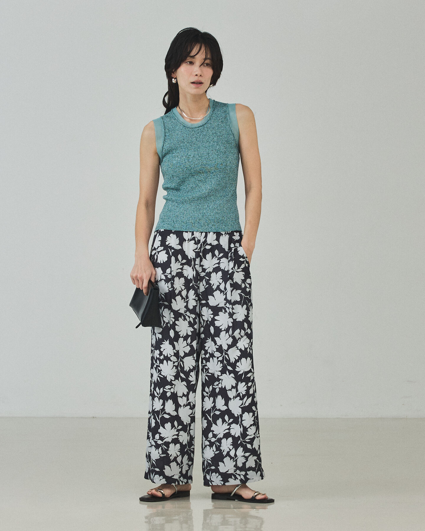 qualite「シルエットフラワーパンツ」|その他|