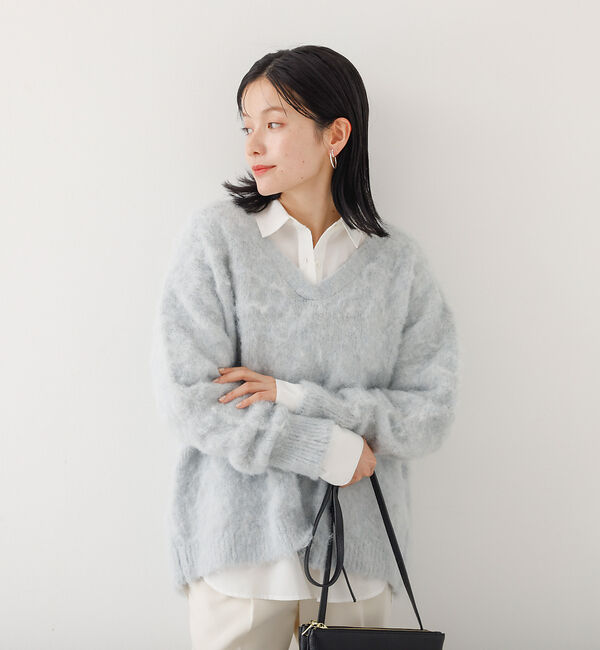 abahouse mavie「ブラッシュドVネックニット」|ニット・セーター|