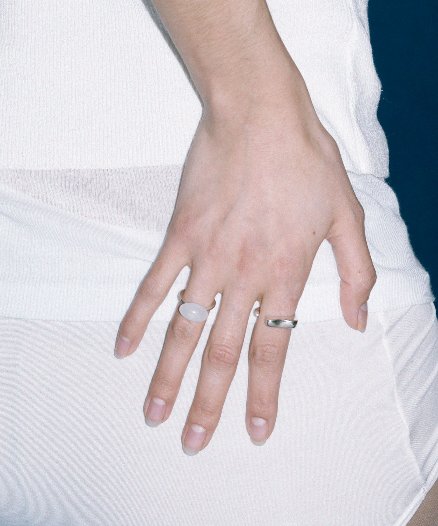 SMELLY「SMELLY so&rsquo;　oval white jade ring」|リング|