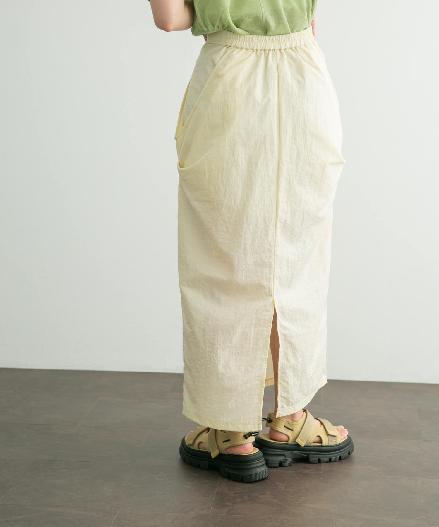  「サイドタックデザインスカート」|スカート|