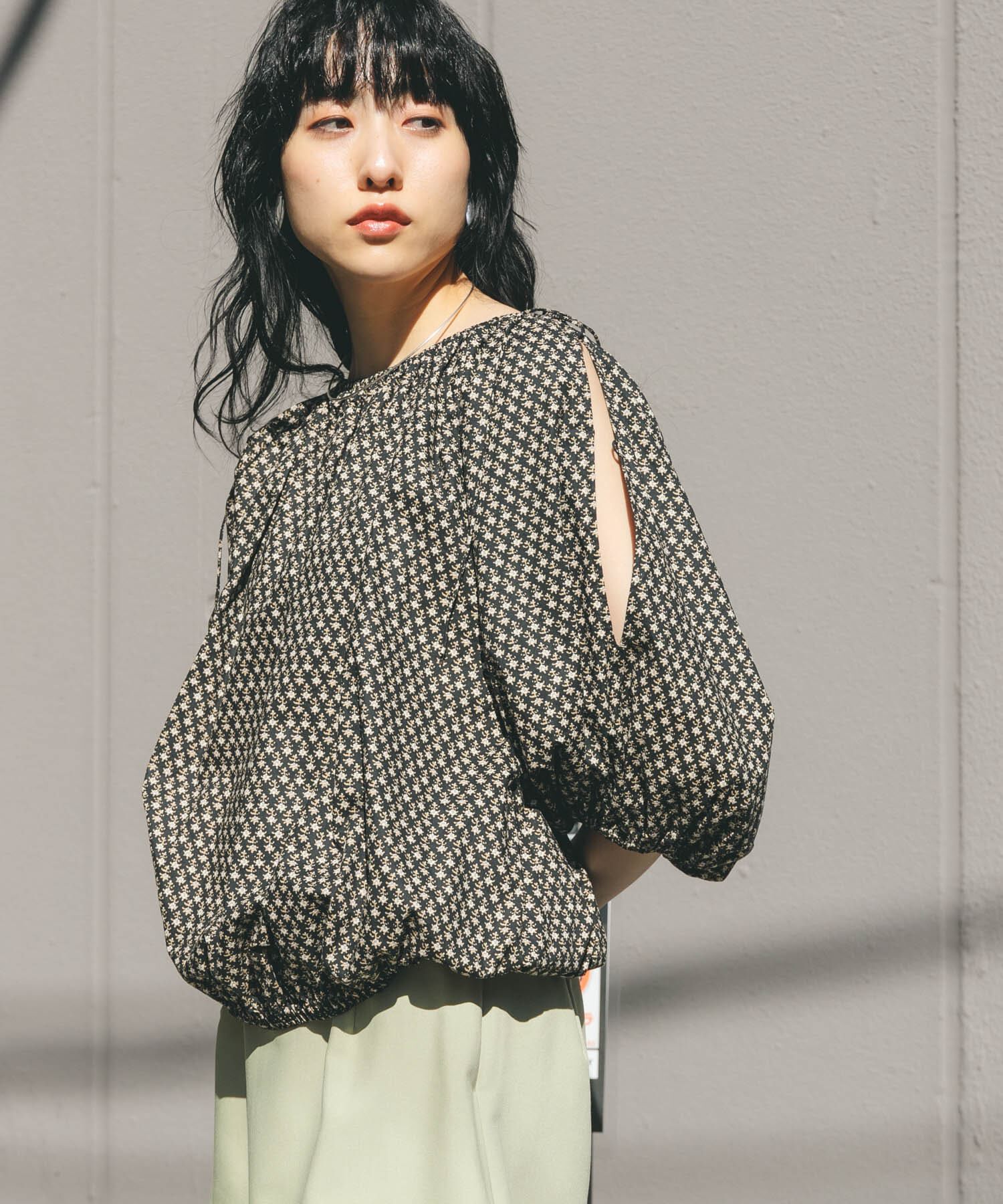  「2WAYフラワープリントブラウス」|シャツ・ブラウス|