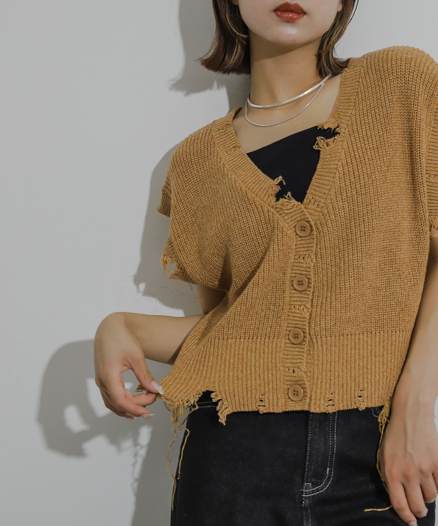 SENSE OF PLACE by URBAN RESEARCH「ダメージニットベスト」|ベスト・ジレ|キャメル