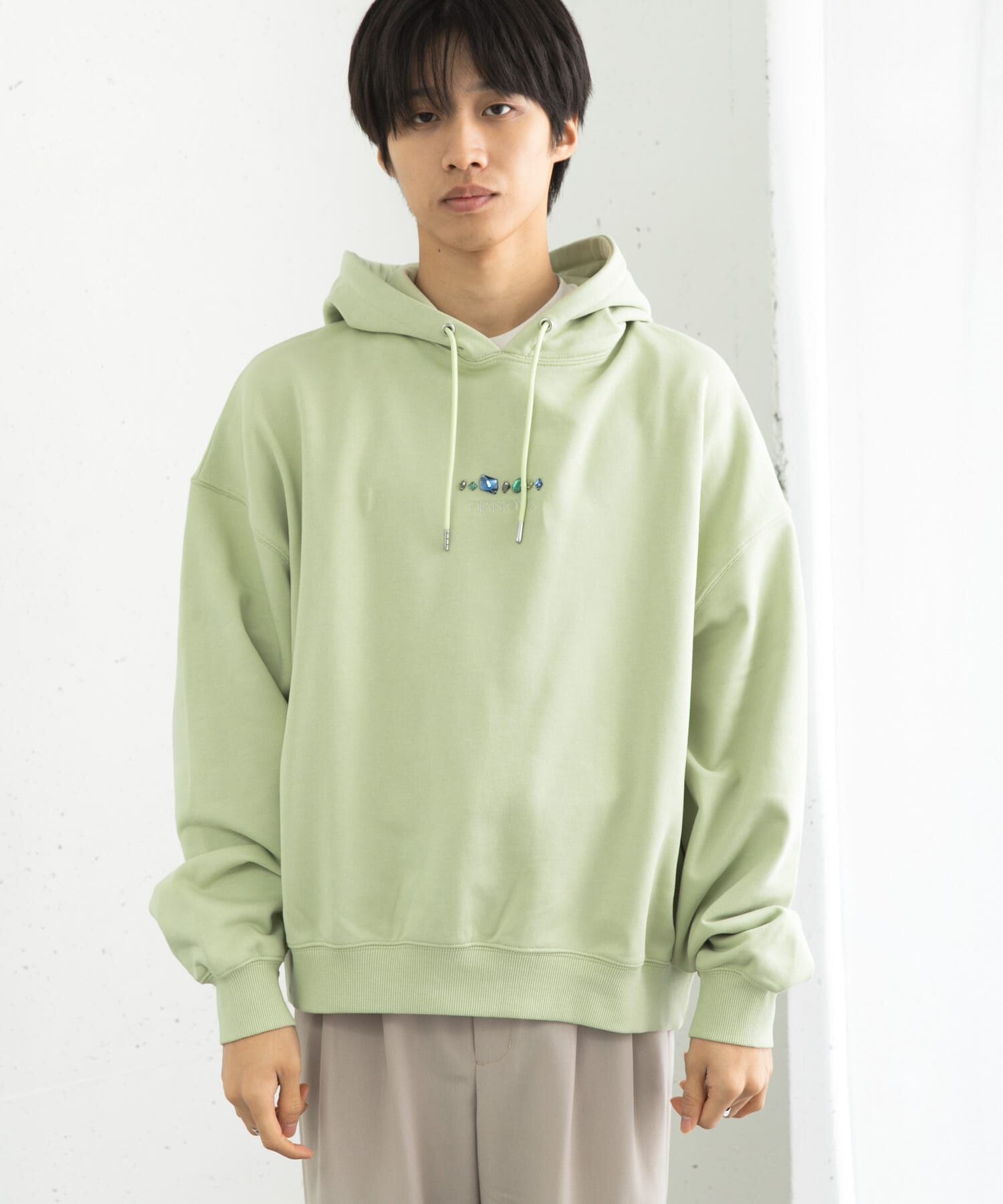 SENSE OF PLACE by URBAN RESEARCH「Gem Stone Cropped Hoodie」|パーカー|