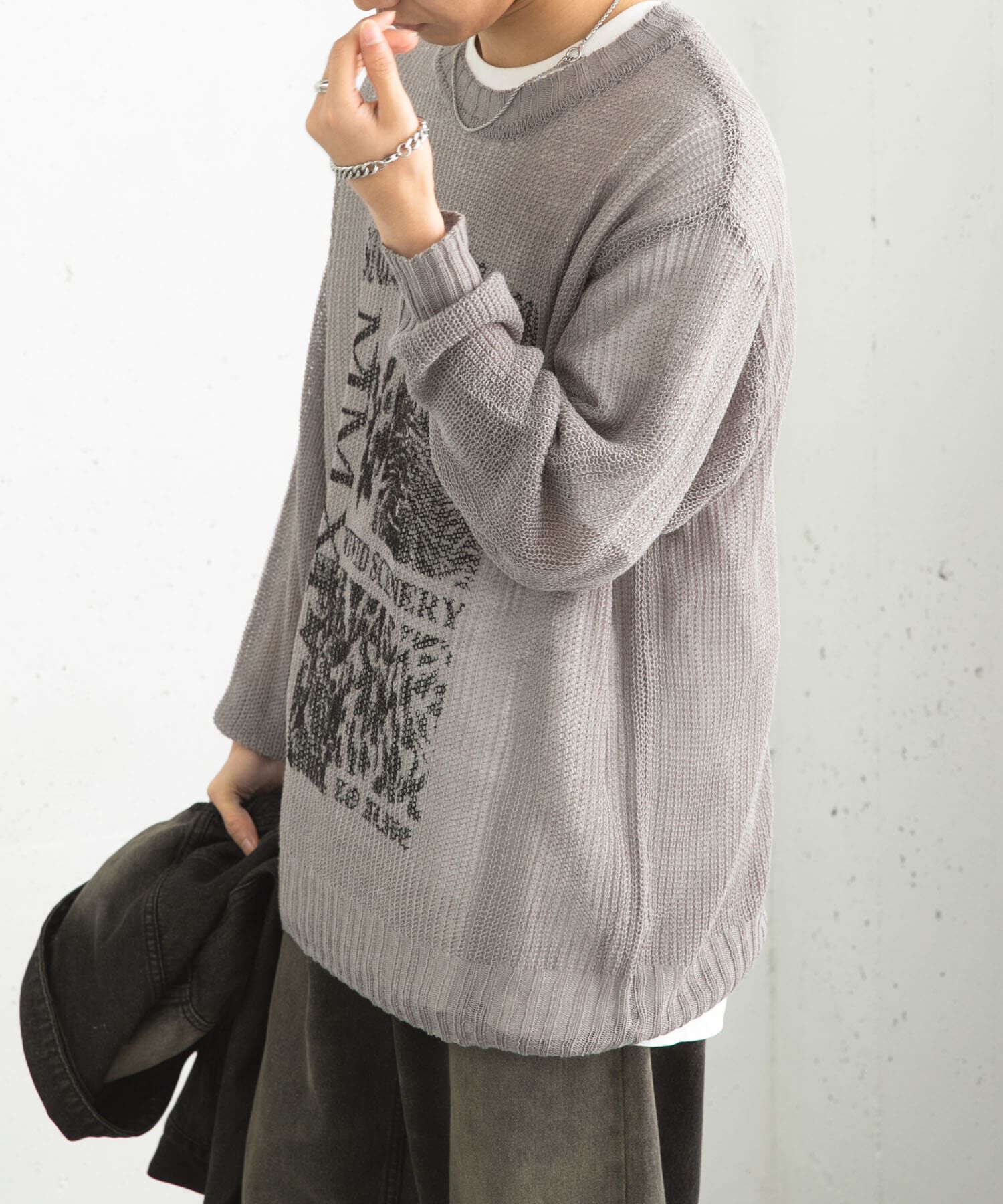 SENSE OF PLACE by URBAN RESEARCH「『洗濯可』グラフィックプリントシアーニット」|ニット・セーター|